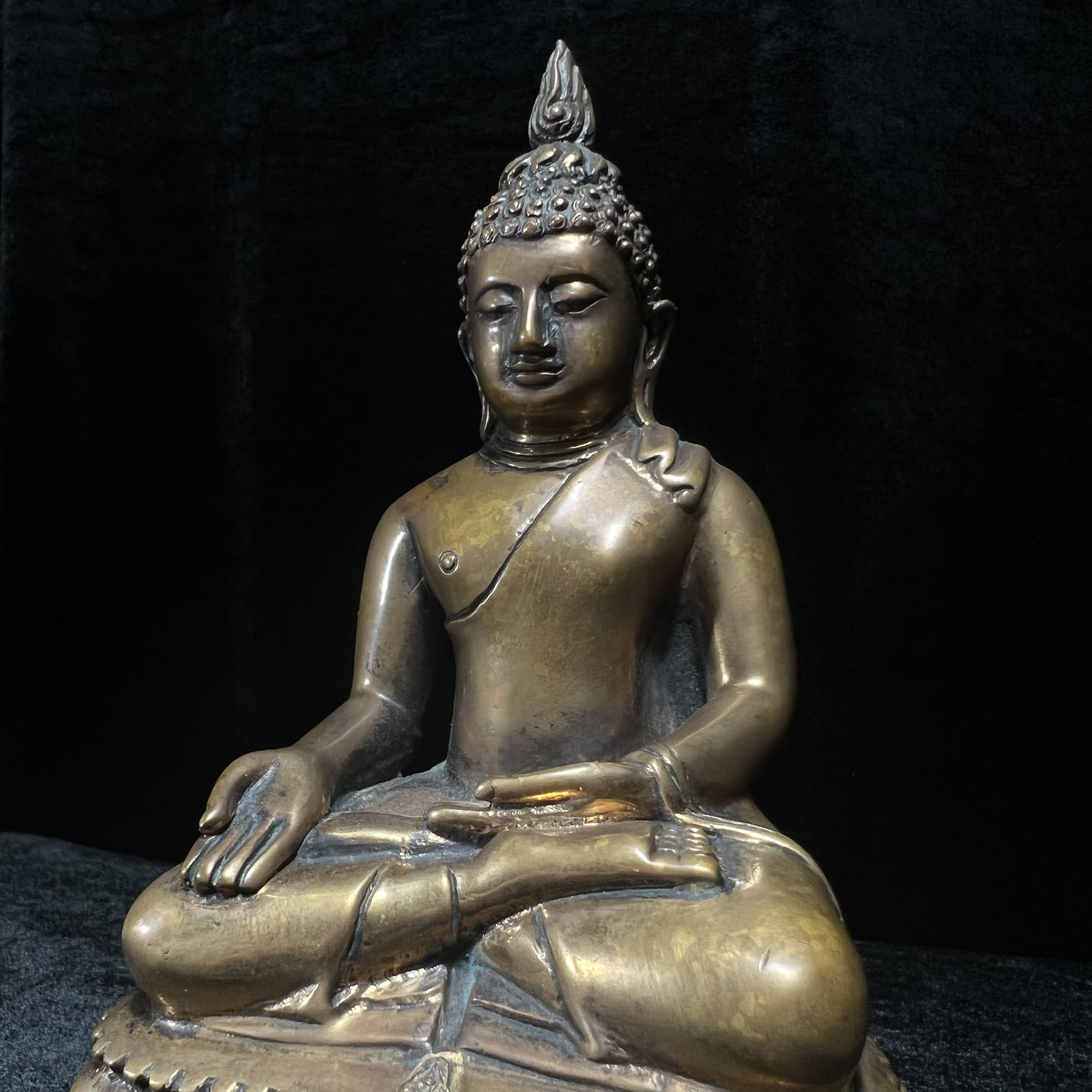 พระไพรีพินาศ วัดบวรนิเวศวิหาร ปี 2544 เนื้อสัมฤทธิ์ หน้าตัก 3นิ้ว (นิยมหายาก)(1ใน2989องค์)