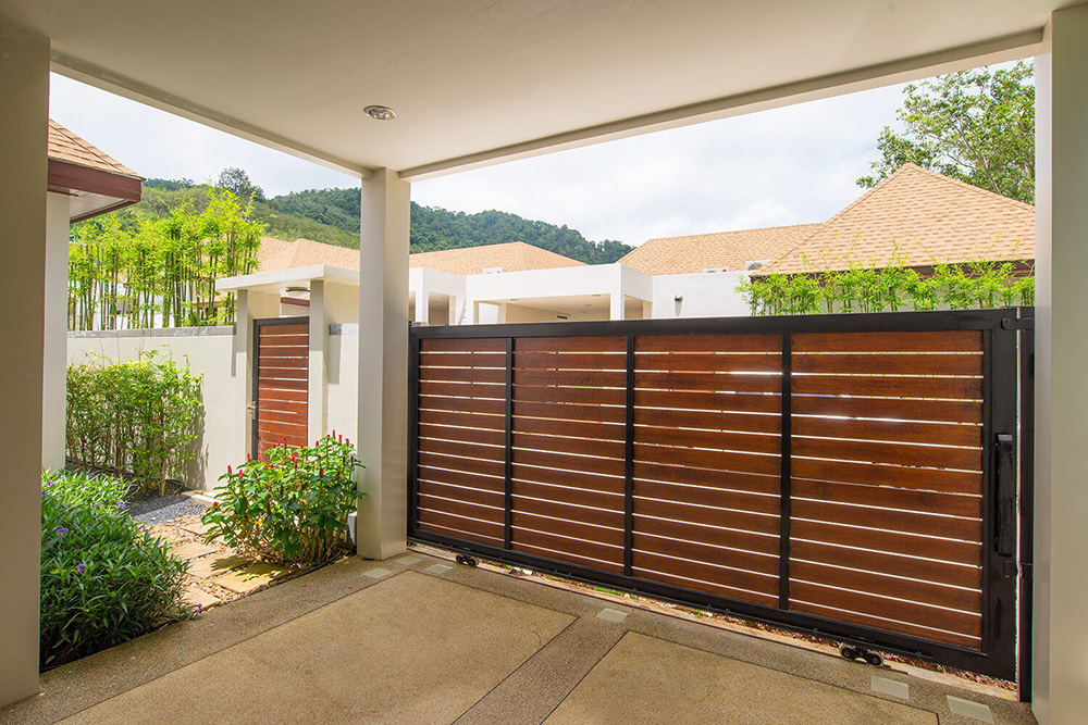 For Sales : Tropical 2 Bed room Pool Villa Locate in Rawai - Naiharn Phuket