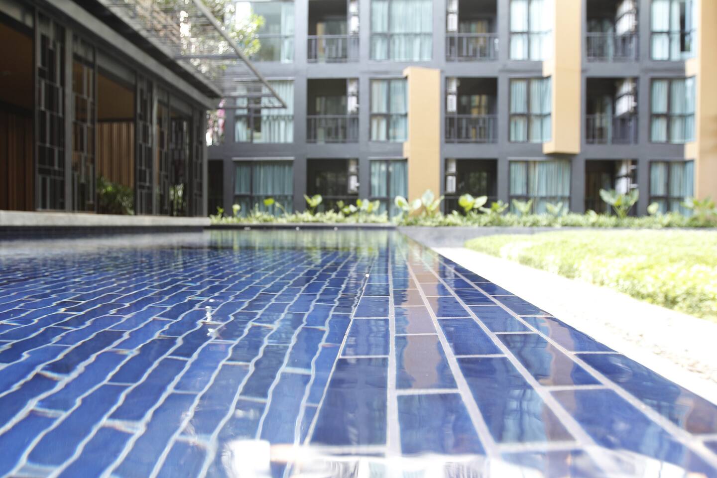 For Rent : Samkong,The Base Heiht 1 Bedroom 1 Bathroom, 9th Floor, City View.