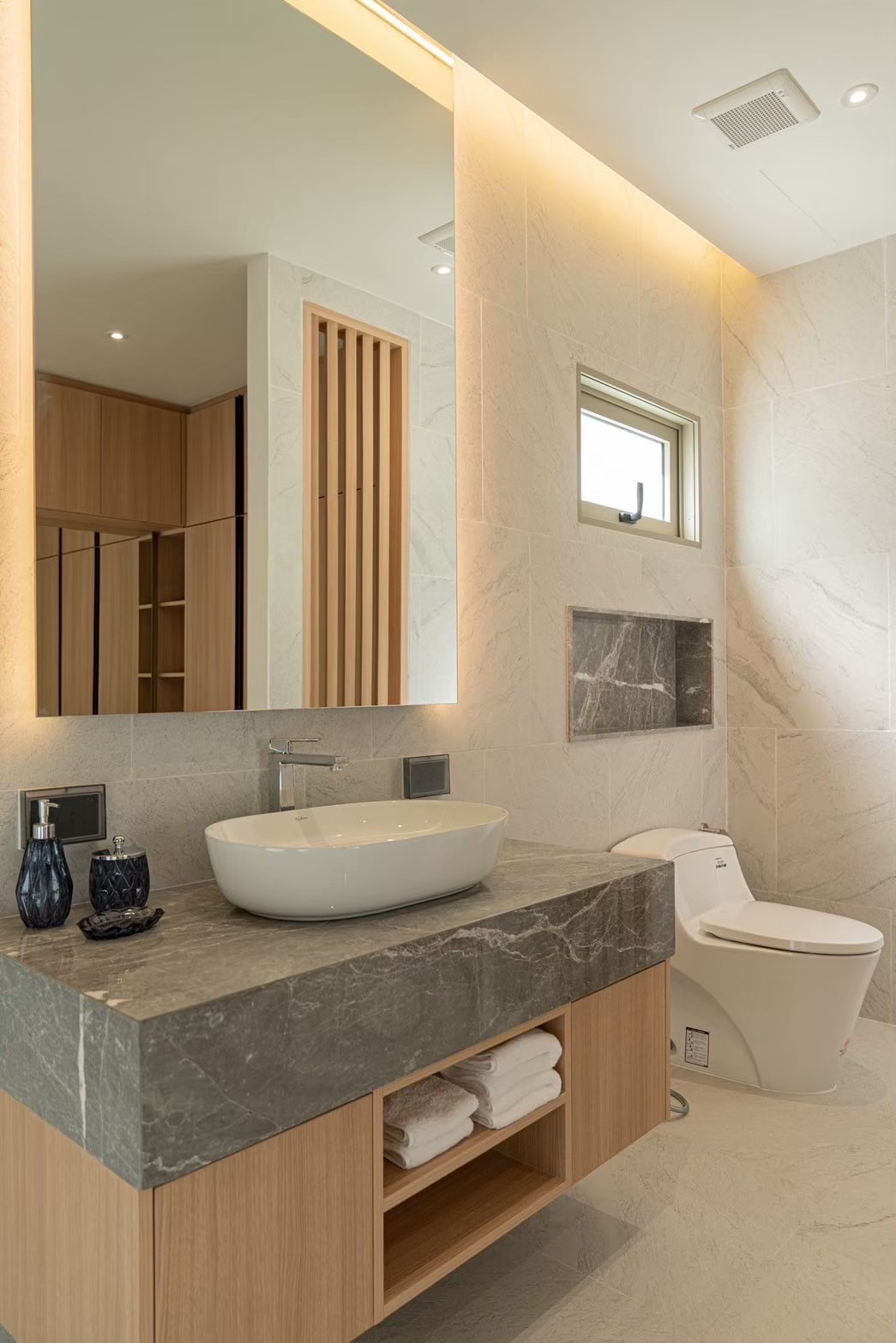 For Rent : Chalong, Luxury Pool Villa 3 Bedrooms 4 Bathrooms