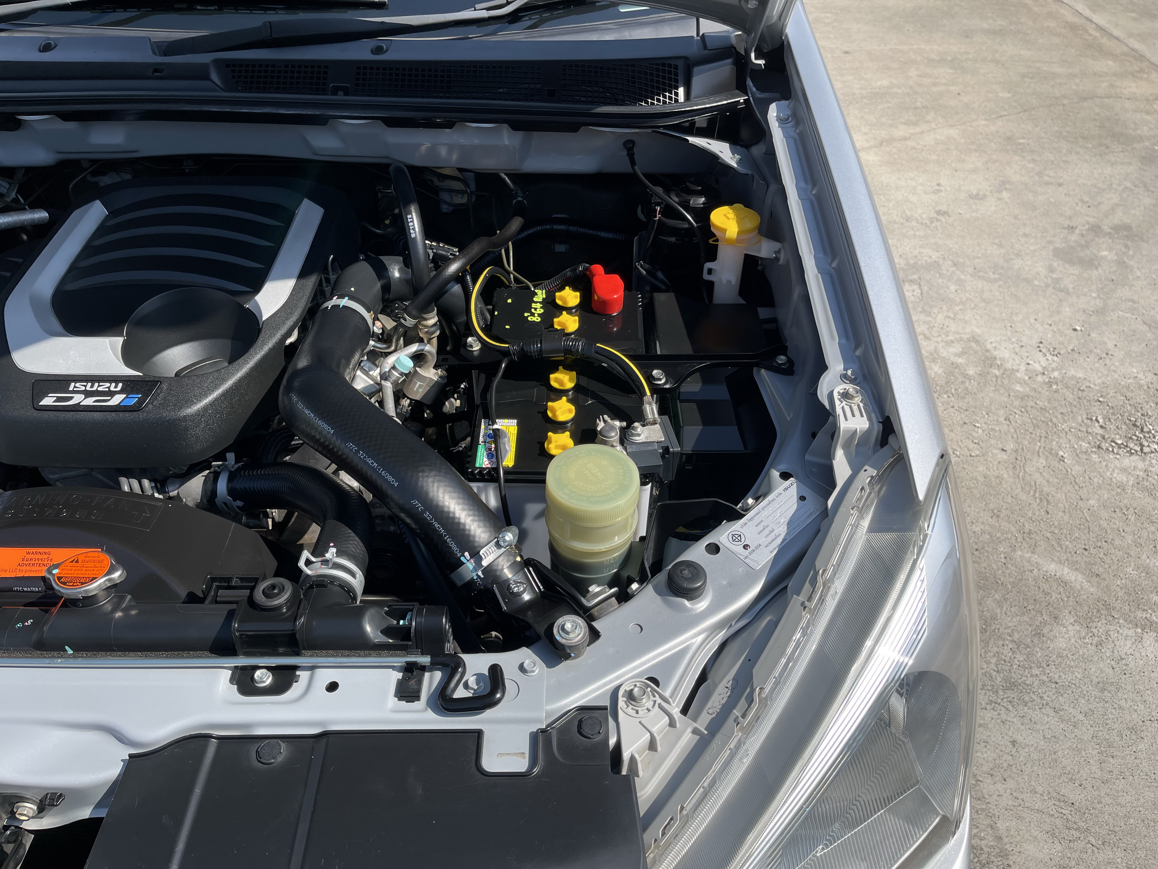 Isuzu Dmax All New 4ประตู 1.9 S 2016 เงิน