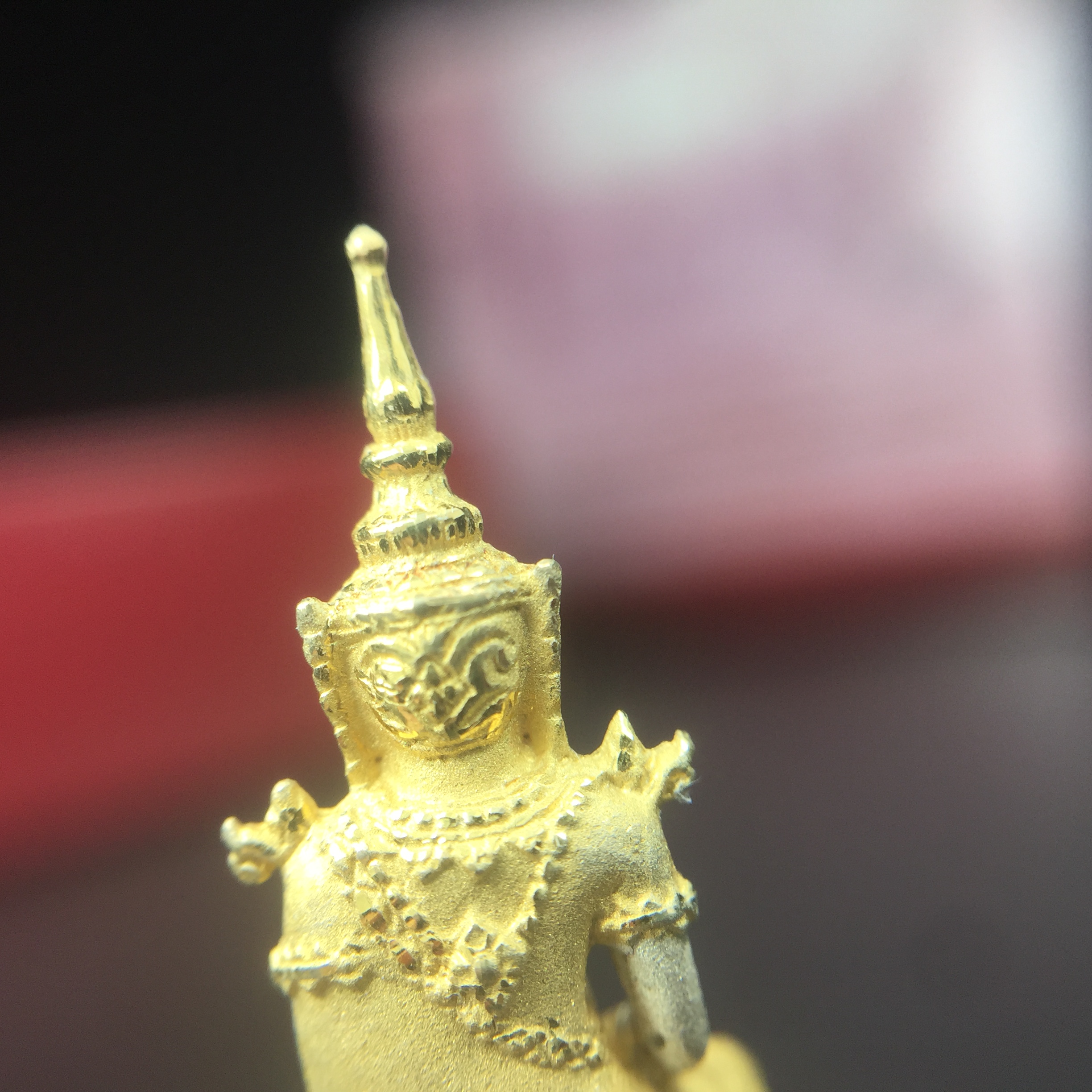 พระแก้วมรกต ภปร.(รุ่นแรก) ปี2545 รุ่นฉลองกรุงรัตนโกสินทร์ครบ 220 ปี เนื้อเงินสามกษัตริย์ พิมพ์เล็ก หล่อลอยองค์