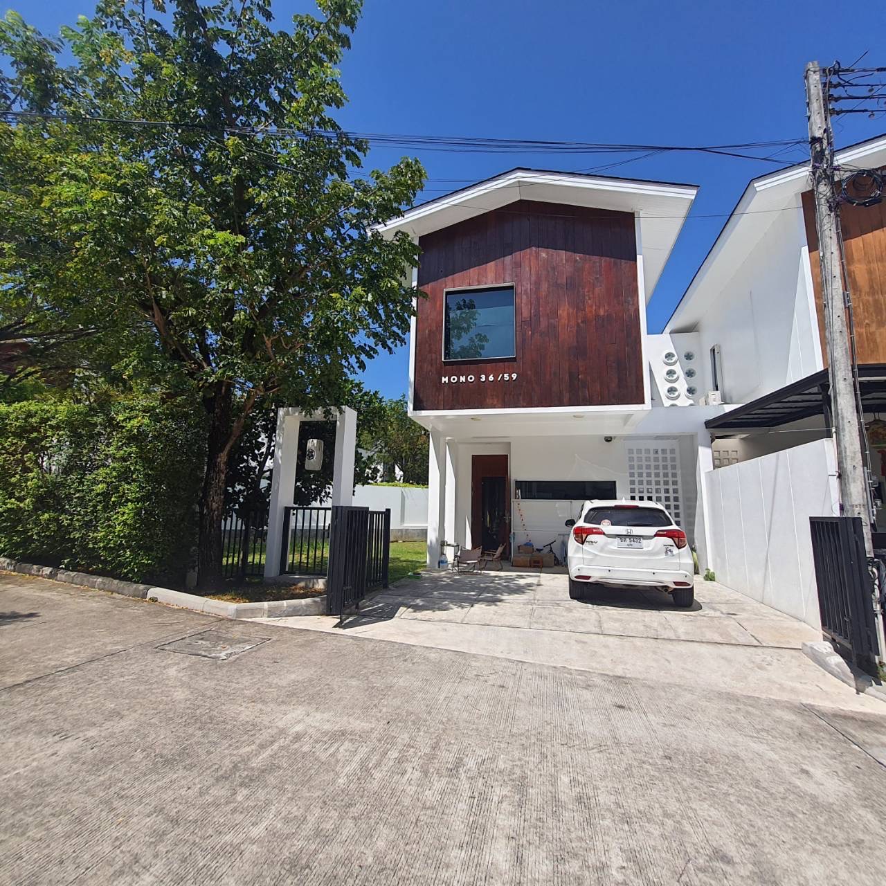 For Sales : Kohkaew, 2-story semi-detached house, 3 Bedrooms 3 Bathrooms