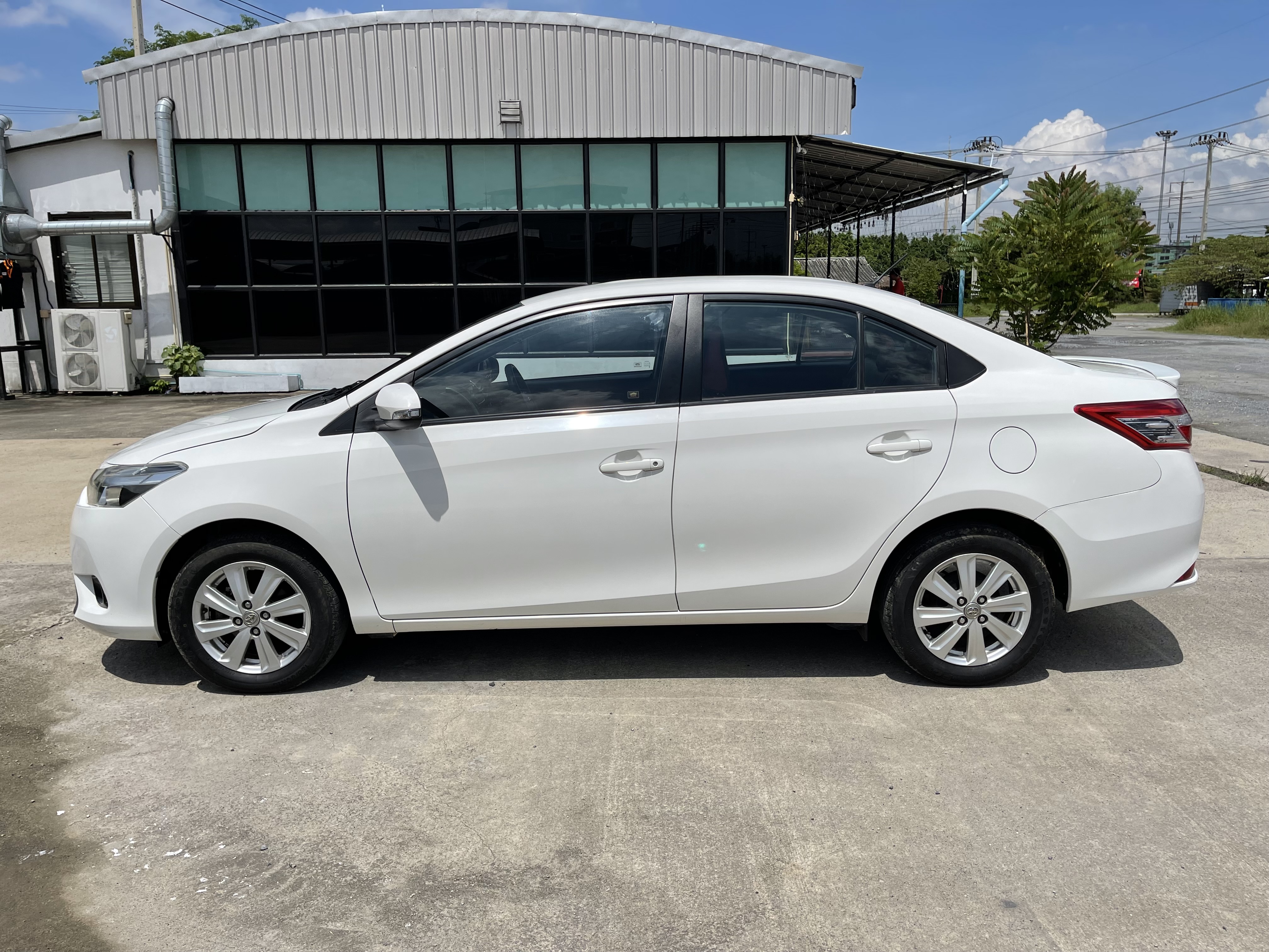 Toyota Vios 1.5 E (E85) At 2016 ขาว