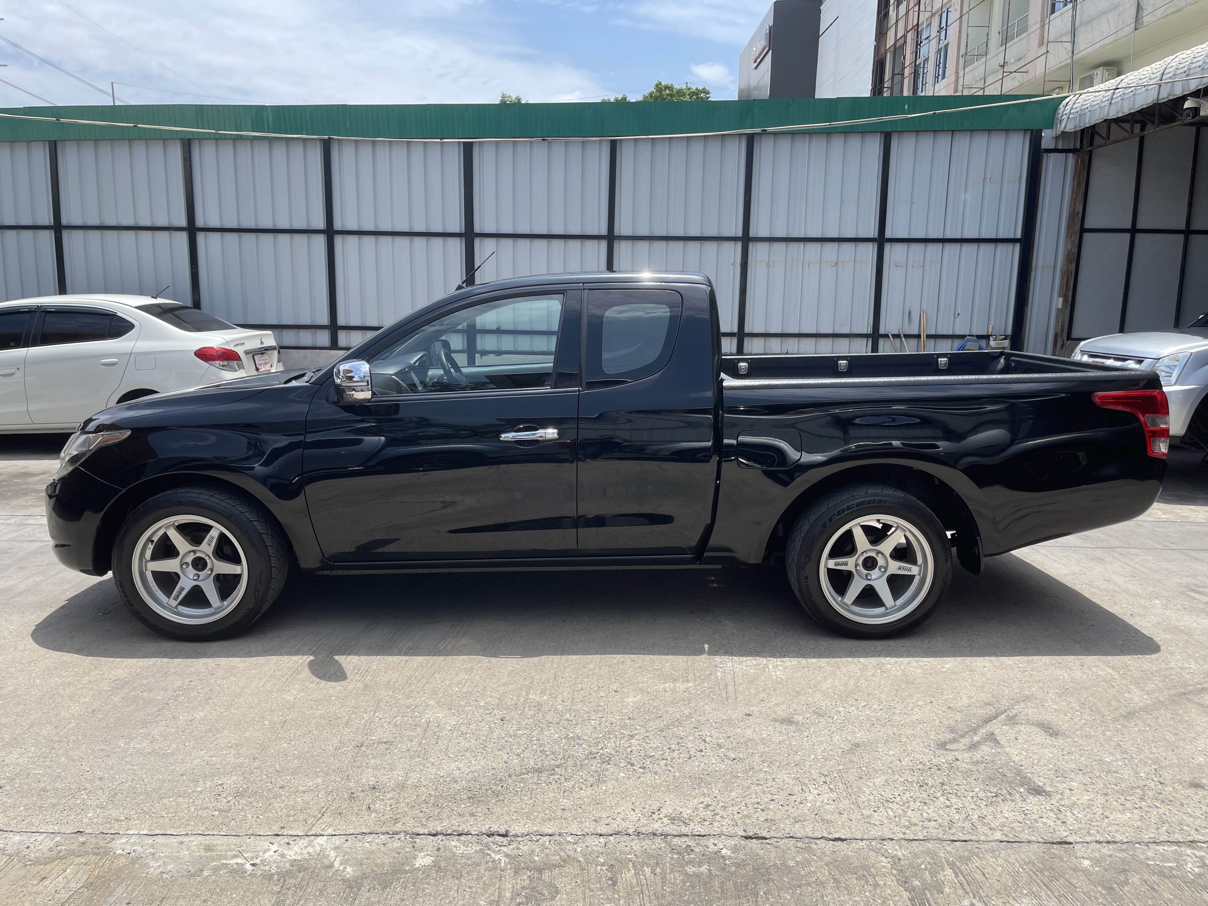 Mitsubishi Triton All New Cab 2.5 GLX 2018 ดำ
