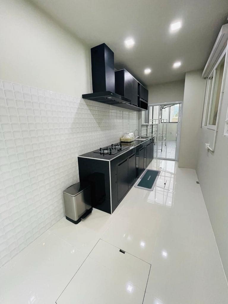 For Rent : Pakhlok, 2-Story Twin House, 3 bedrooms 3 bathrooms