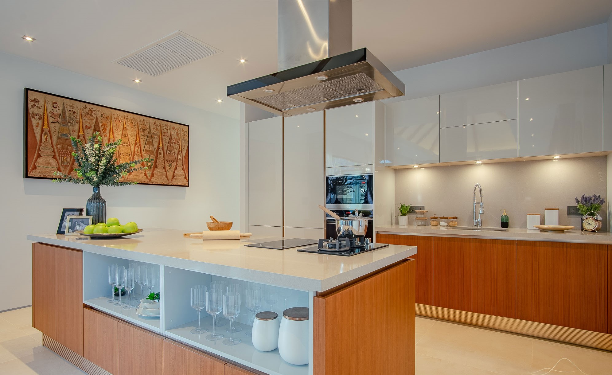 For Sale : Thalang Luxury Pool Villa, 3 bedrooms 3 Bathrooms