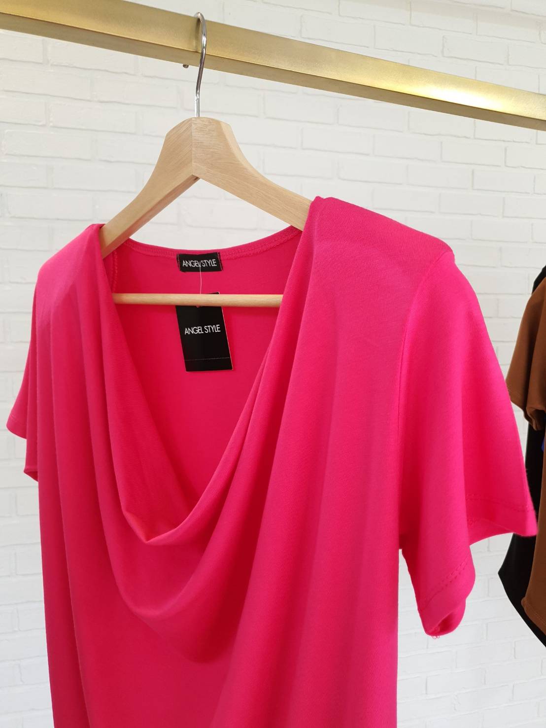 คอถ่วงเสริมไหล่