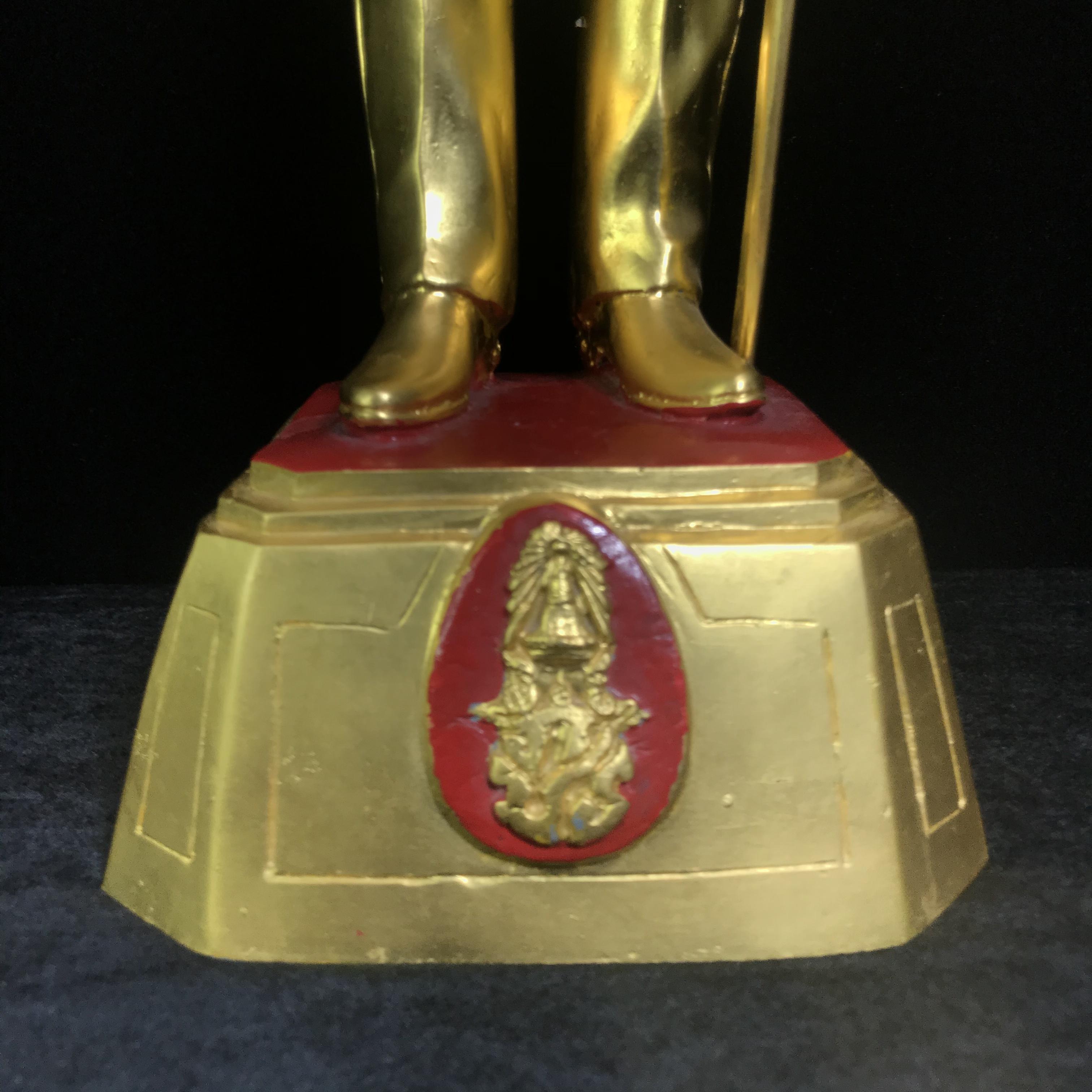 พระบรมรูปหล่อในหลวงรัชการที่ 9 โดยพระบรมราชานุญาต ที่ระลึกโครงการจัดสร้างโรงพยาบาลราชพิพัฒน์ ในมหามงคลวโรกาสพระราชพิธีกาญจนาภิเษก ทรงครองสิริราชสมบัติครบ 50 ปี พ.ศ.2539 (พิธีใหญ่ปลุกเสกวัดพระแก้ว)