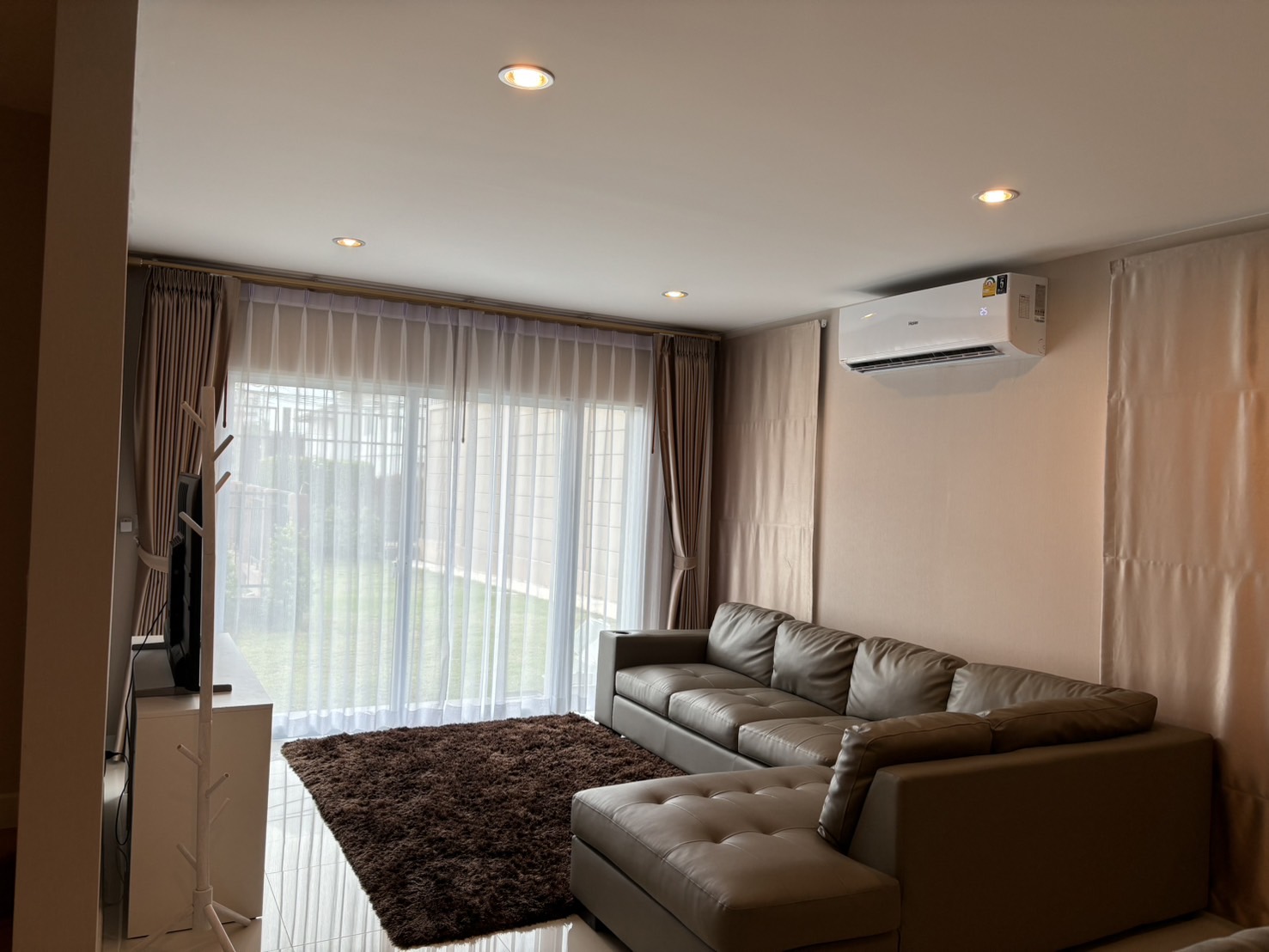 For Rent : Kohkaew, 2-Story Detached, 3 Bedrooms 3 Bathrooms