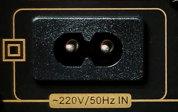 ตู้ลำโพง 2ไมค์ลอย 120W Dpower รุ่น BOOM99