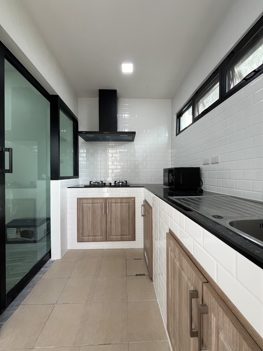 For Rent : Chalong, One-story townhome, 3 bedrooms 2 bathrooms