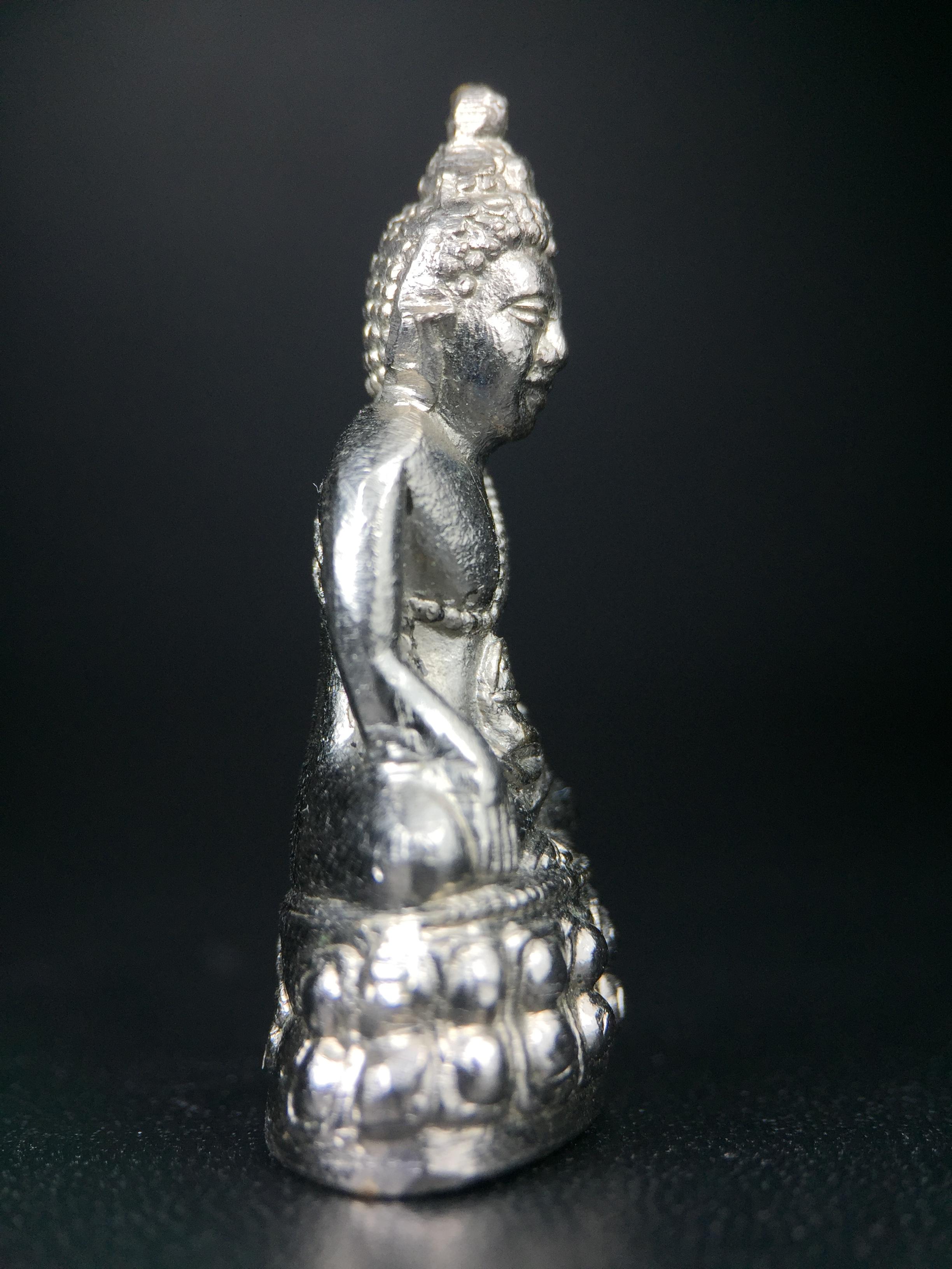 พระกริ่งโสฬส (มปร.) วัดราชประดิษฐ์ ปี 2515 เนื้อกะไหล่เงิน(กรรมการ)(กะไหล่เงินเดิมหายาก) เนื้อกะไหล่ทองเดิม สร้างน้อย หายาก หลวงปู่ทิม ปลุกเสก(ในหลวงรัชกาลที่9 เสด็จเททอง)พระดี พิธีใหญ่