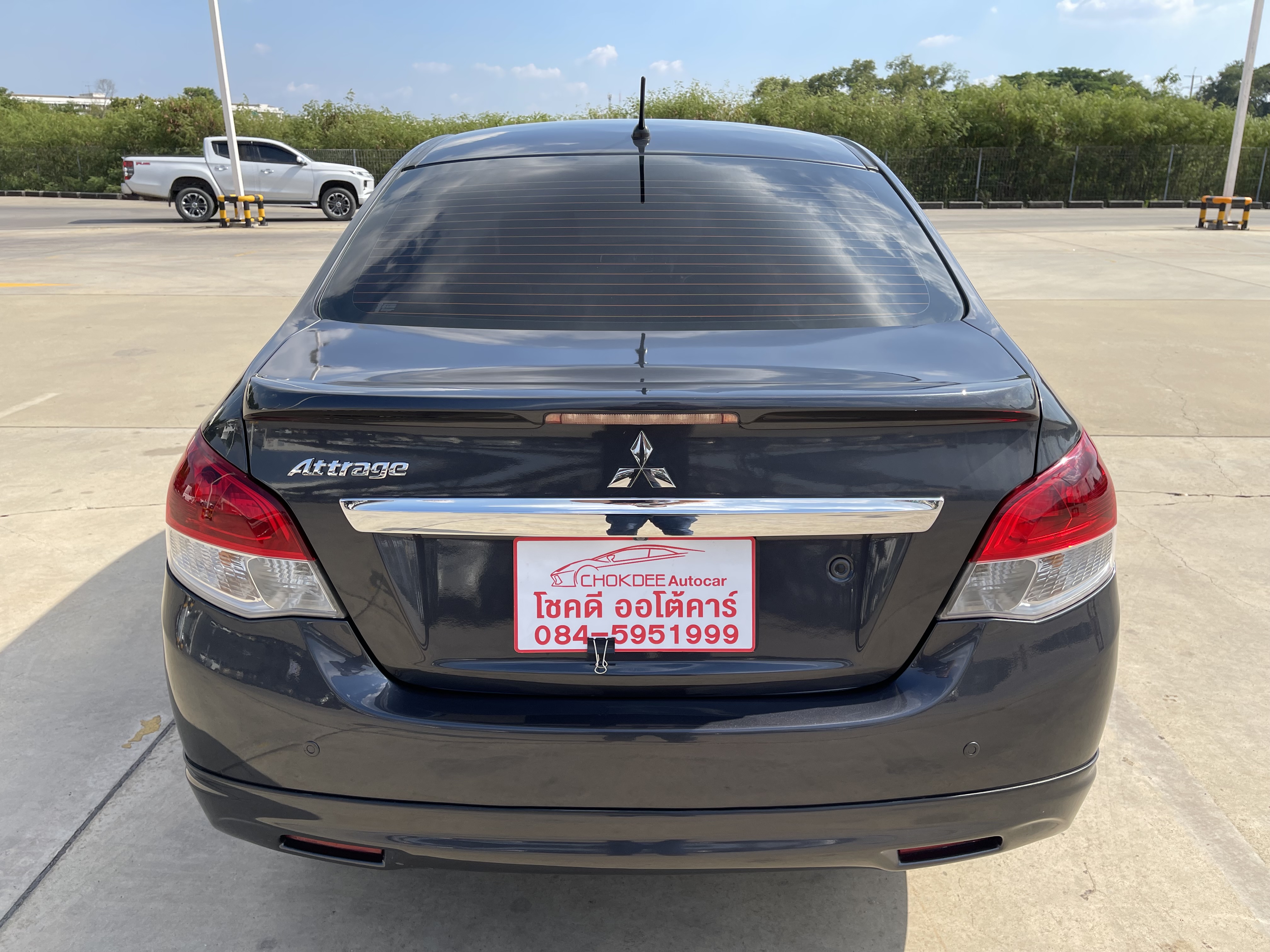 Mitsubishi Attrage 1.2 GLS Limited At 2015 เทาดำ