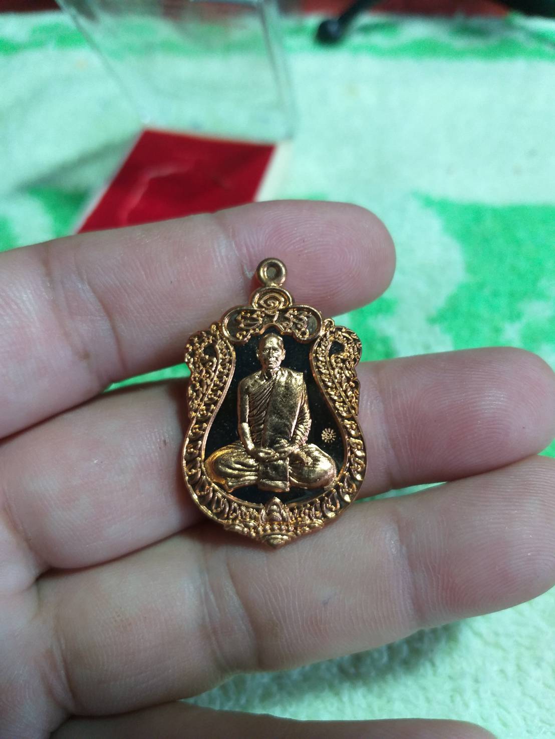 เหรียญเสมาเต็มองค์ (รุ่นแรก) พระครูเมธีธรรมนันท์ วัดป่าหนองชาด ต.ดอนเงิน อ.เชียงยืน จ.มหาสารคาม 2560