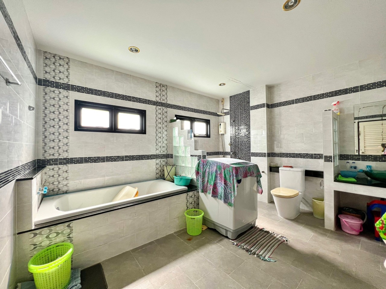 For Sale : Wichit, 3-Storey detached house, 7 Bedrooms 7 Bathrooms