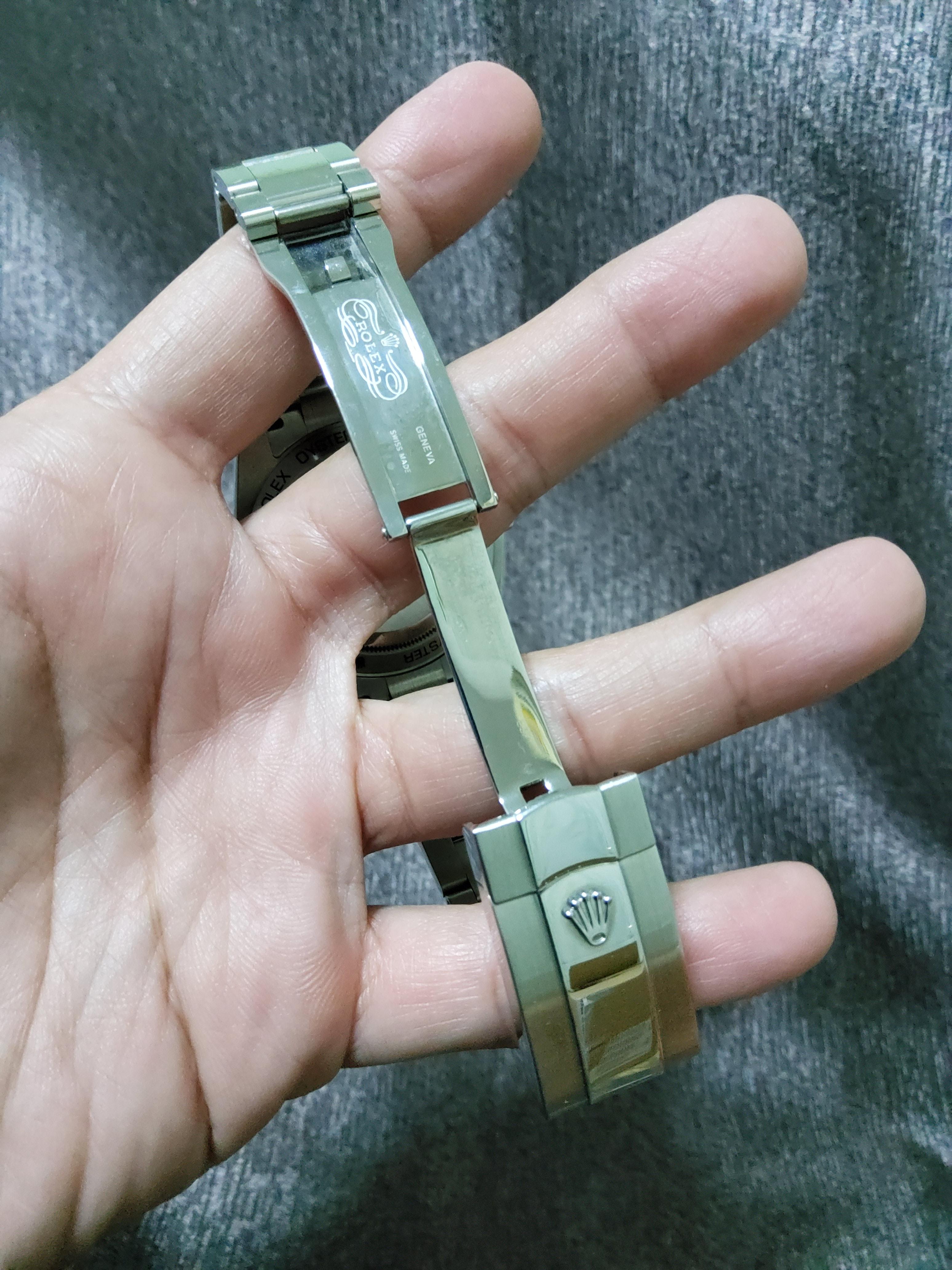 USED ROLEX MILGAUSS (40MM.) กลไกโคลน ROLEX 3035
