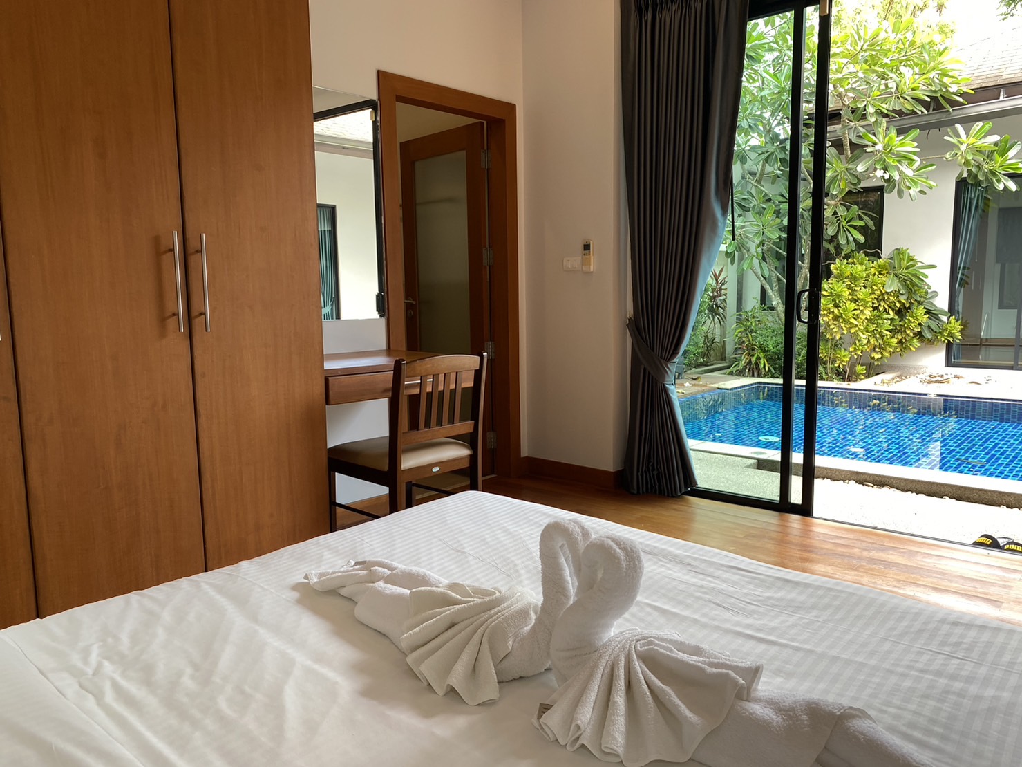 For Rent : Cherngtalay, Private Pool Villa near Boat Avenue , 3 bedrooms 3 bathrooms