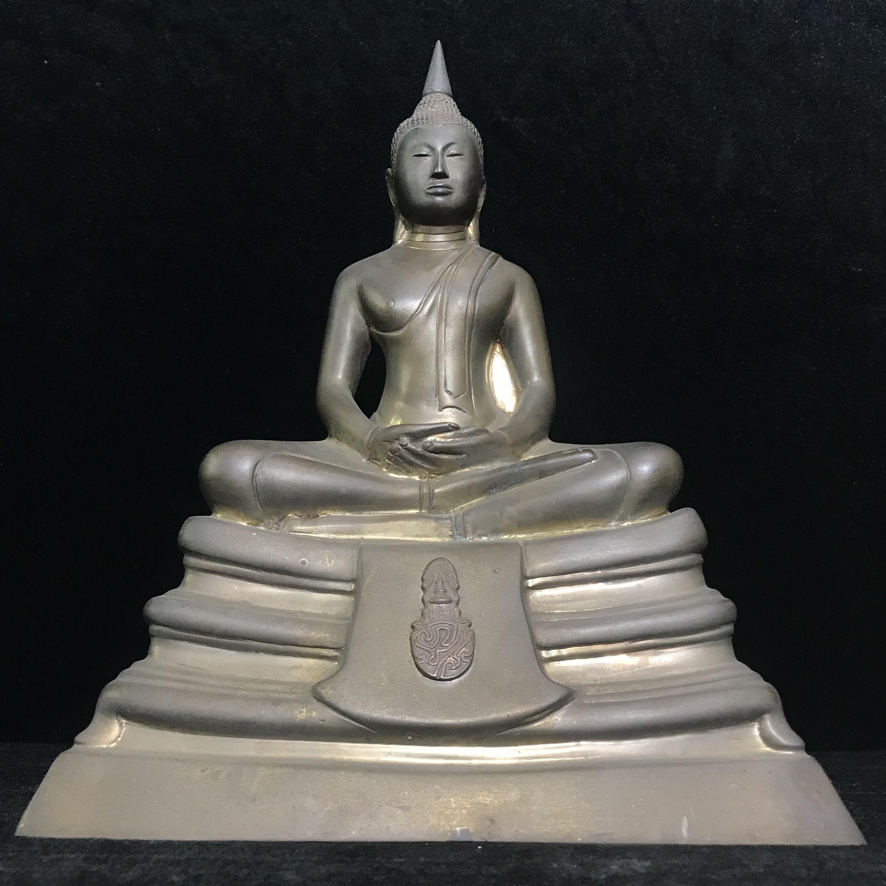 พระบูชาพระพุทธโสธร ภปร. รุ่นย้อนยุค ปี2539 กาญจนาภิเษกครองราชสมบัติครบ 50ปี หน้าตัก 5นิ้ว หมายเลข01818