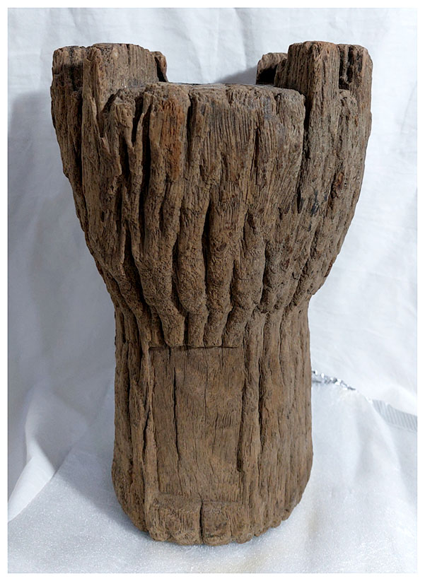 งานไม้เก่า(ดุมล้อเกวียน) สูง28cm