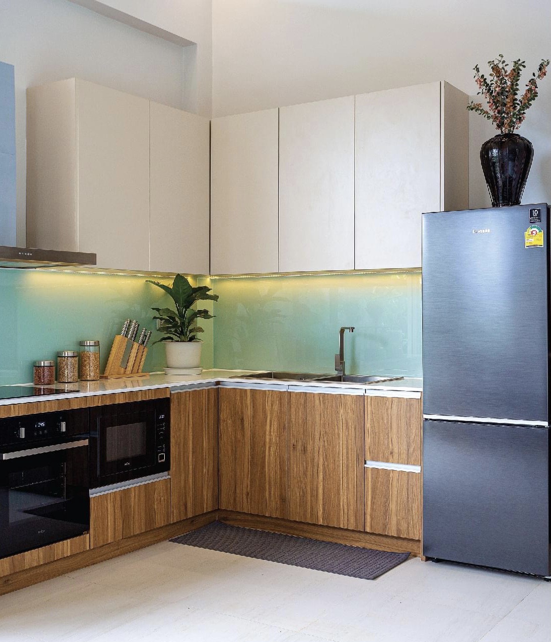 For Rent : Rawai, Luxury Private Pool Villa, 2 bedrooms 2 Bathrooms, Pool view.