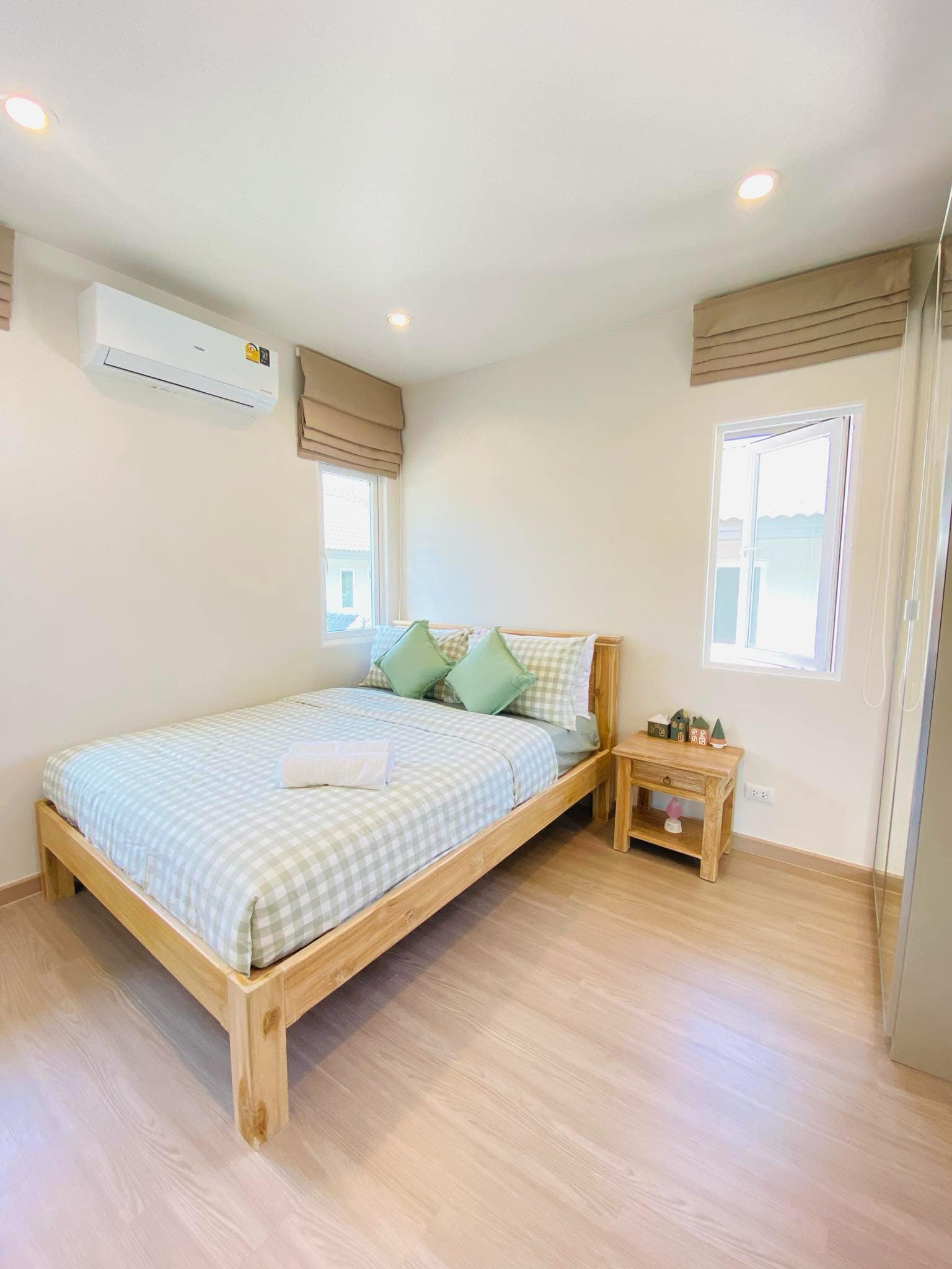 For Rent : Kohkaew, 2-Story detached house, 4 Bedrooms 3 Bathrooms