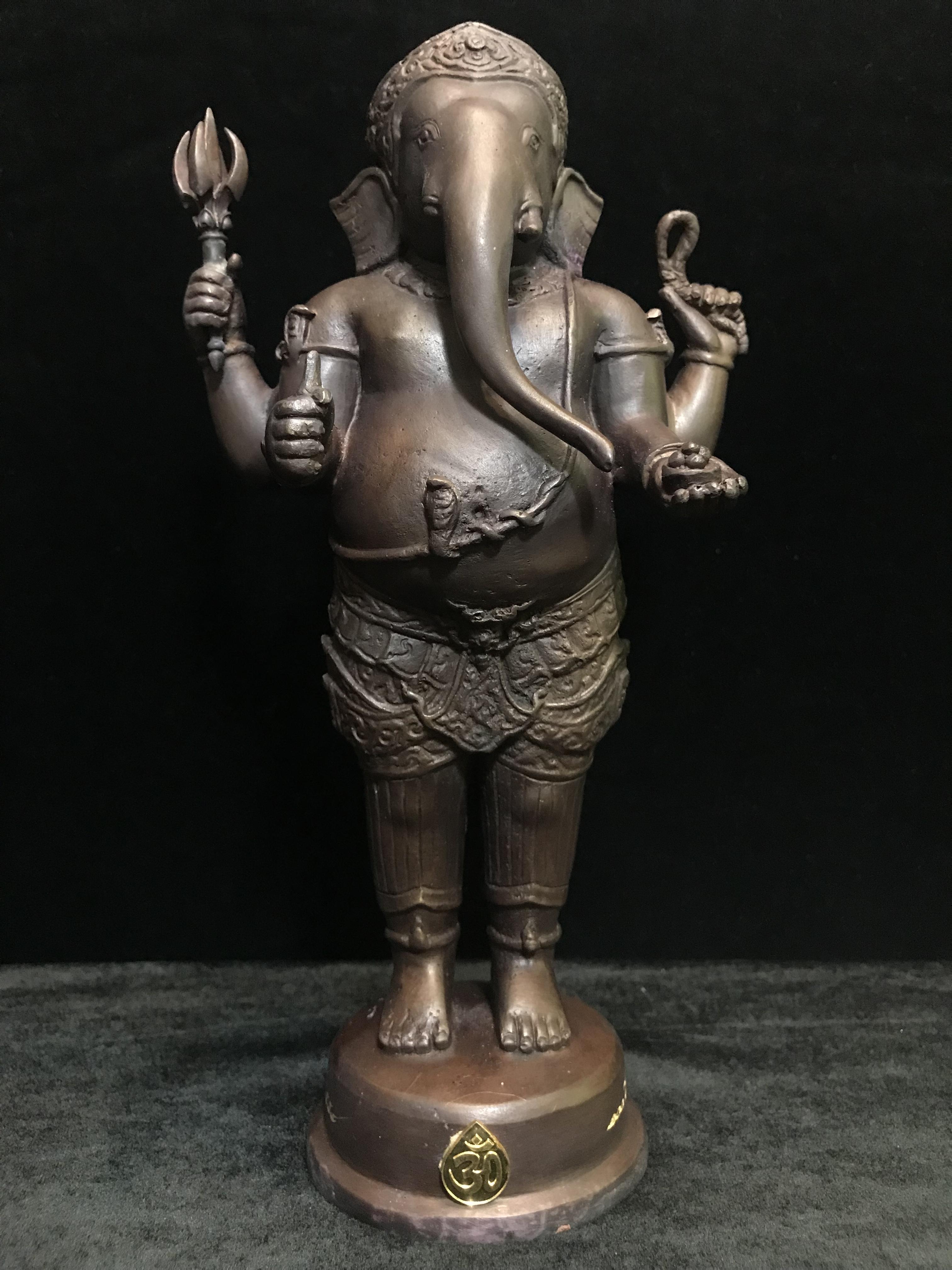 พระพิฆเนศ รุ่นครบรอบ100 ปี กรมศิลปากร ปี2556 ขนาดบูชา ปางประทานพร(องค์ยืน)สูง 10 นิ้วครึ่ง No.4006