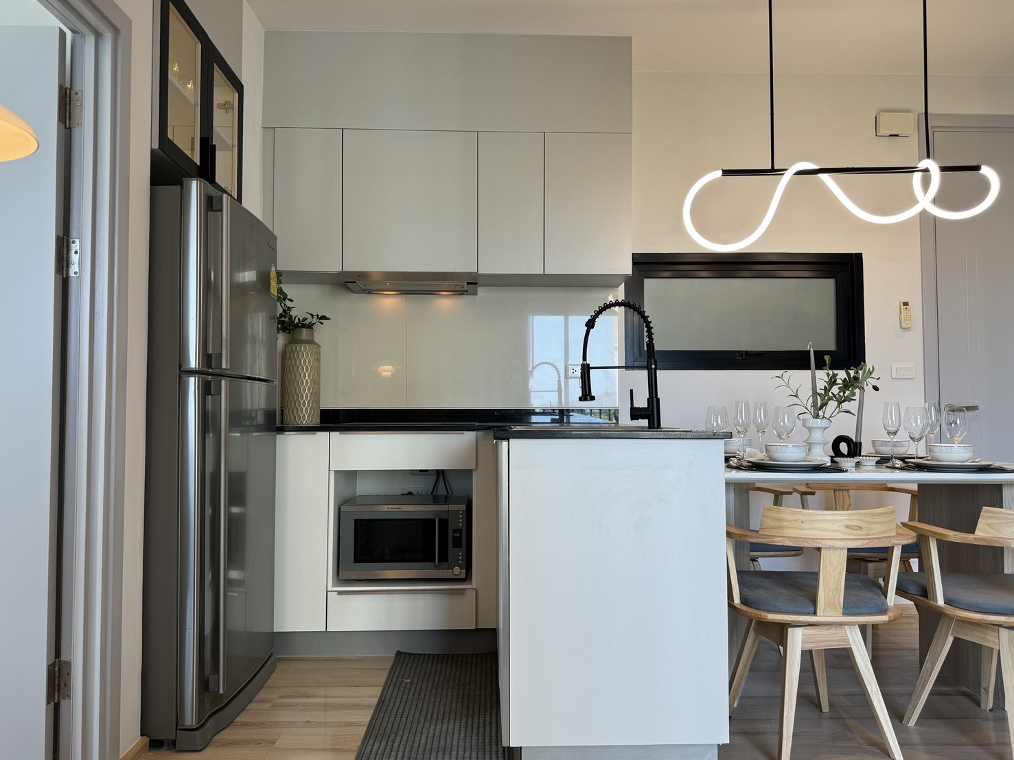 For Sales : Bypass road, The Base Uptown, 2 Bedrooms 2 Bathrooms, 2nd flr.