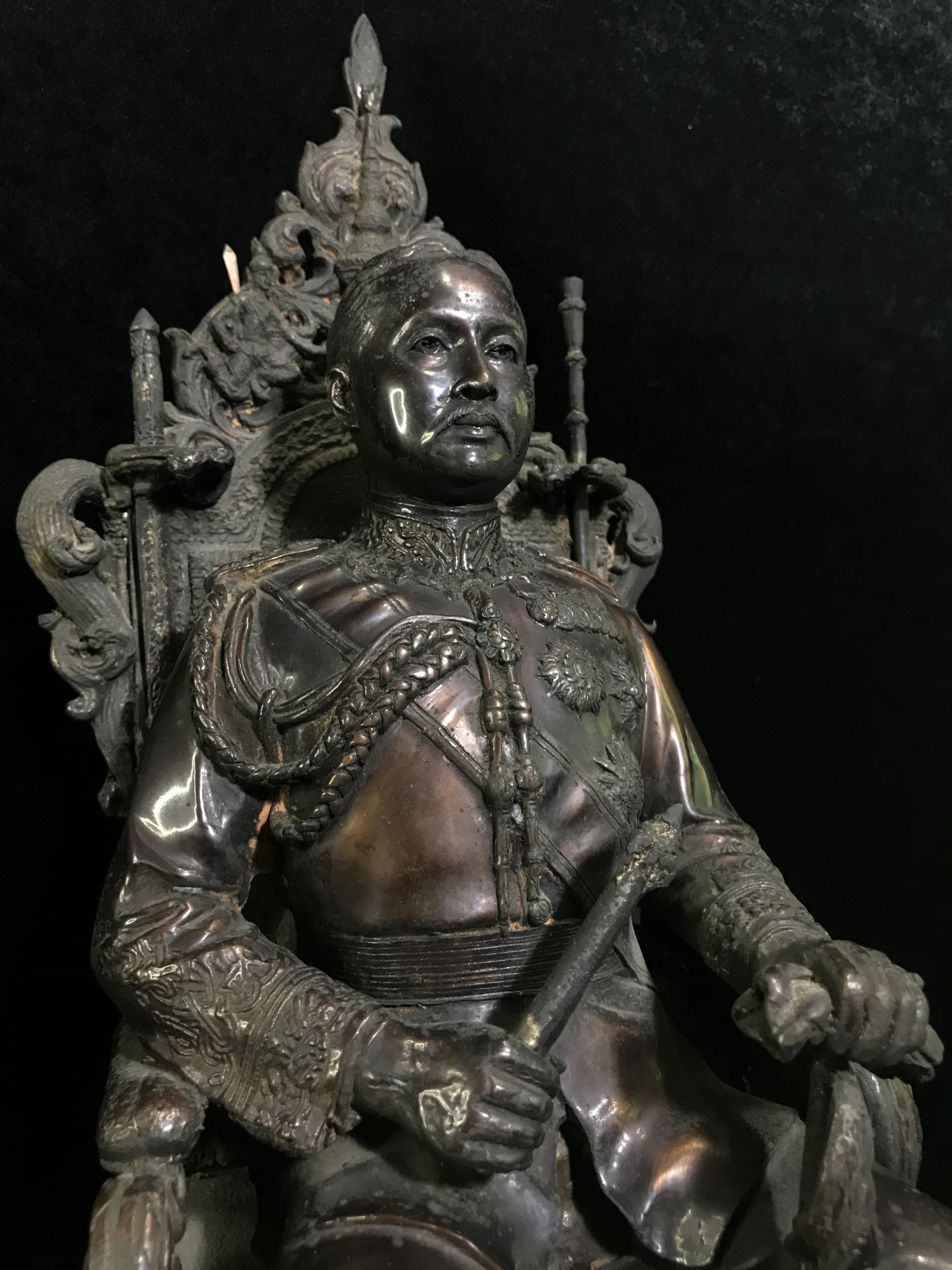 พระบรมรูปจำลองรัชกาลที่5 ครบ99ปี โรงเรียนนายร้อย จปร. จ.นครนายก ปี2529(ในหลวงร.9เสด็จในพิธี)