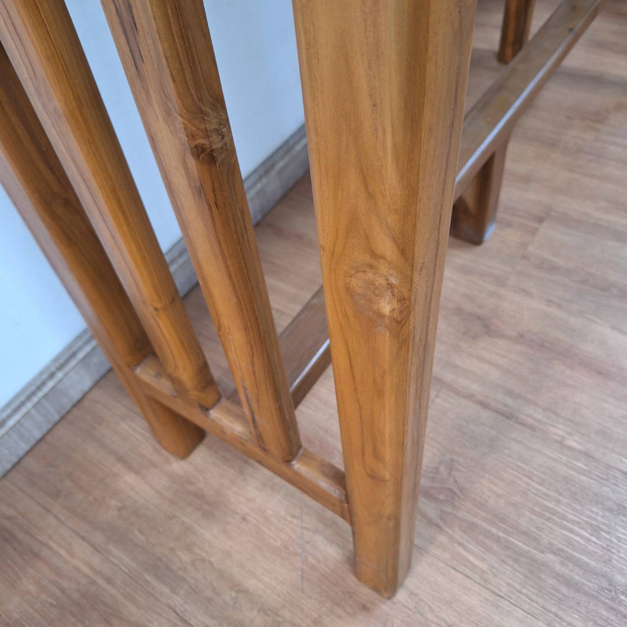 โต๊ะบาร์ เเละ เก้าอี้บาร์