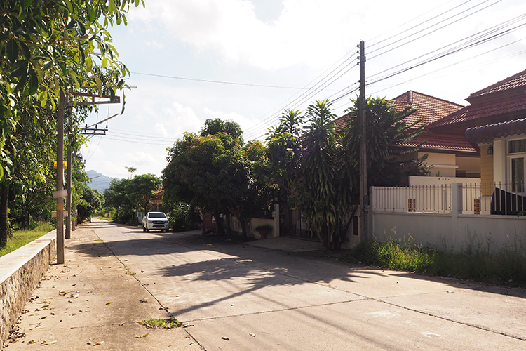 For Sale : Kathu twin house 3 bedroom 2 bathroom near Kajornkiat international school.