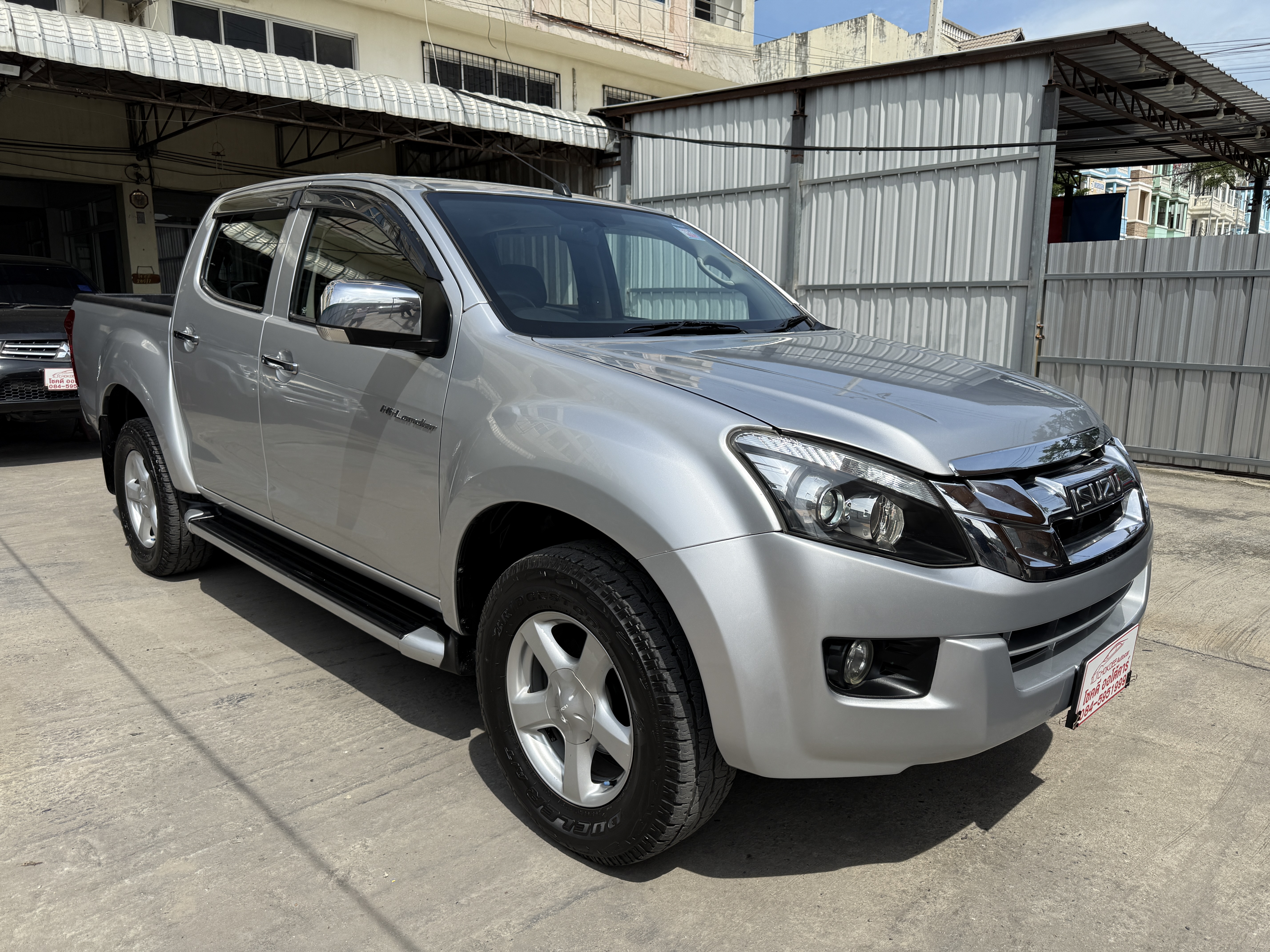 Isuzu Dmax All New 4ประตู Hilander 3.0 Vgs Z Prestige Navi At 2012 เงิน
