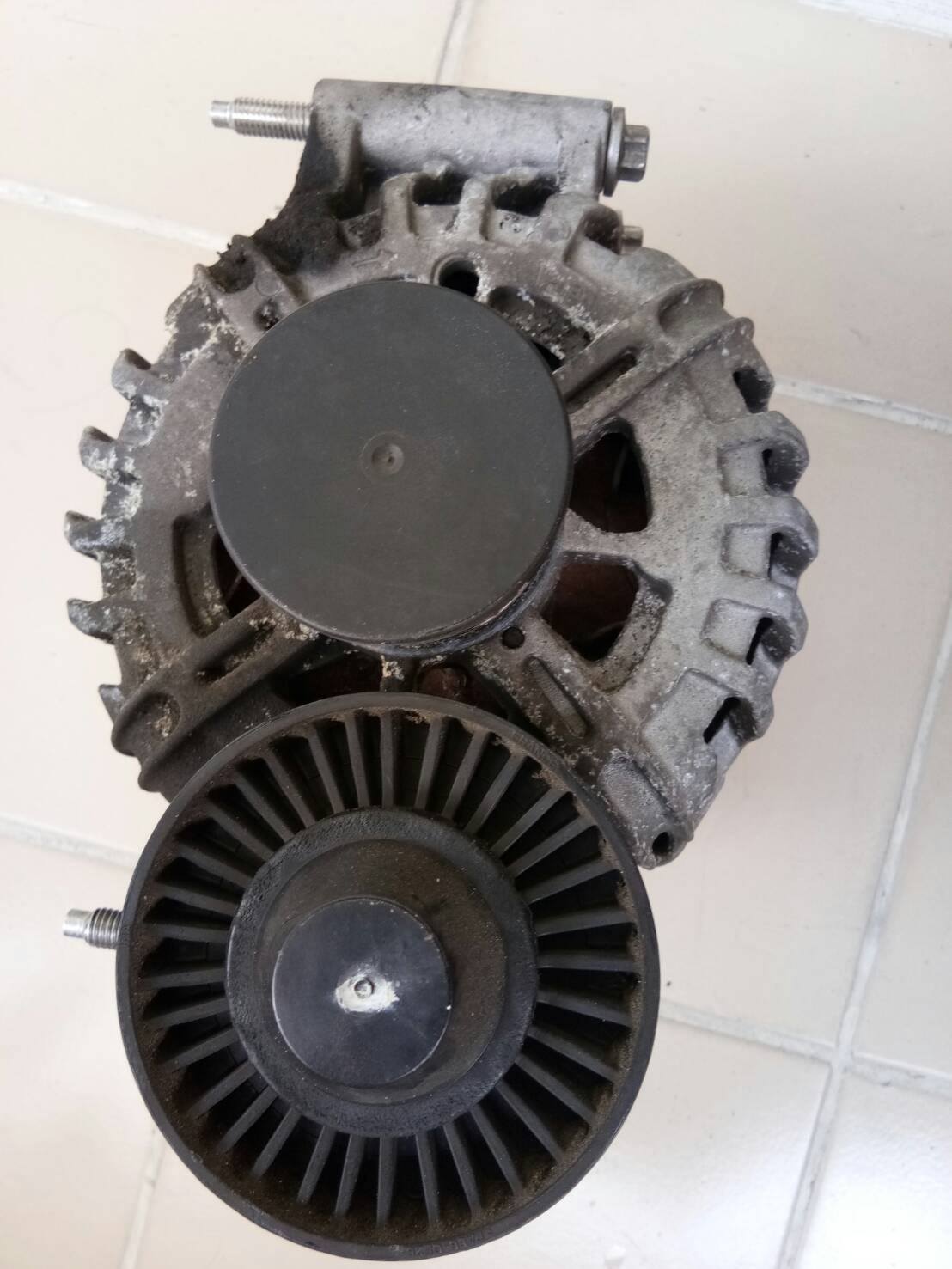 ไดชาร์จBMW E60