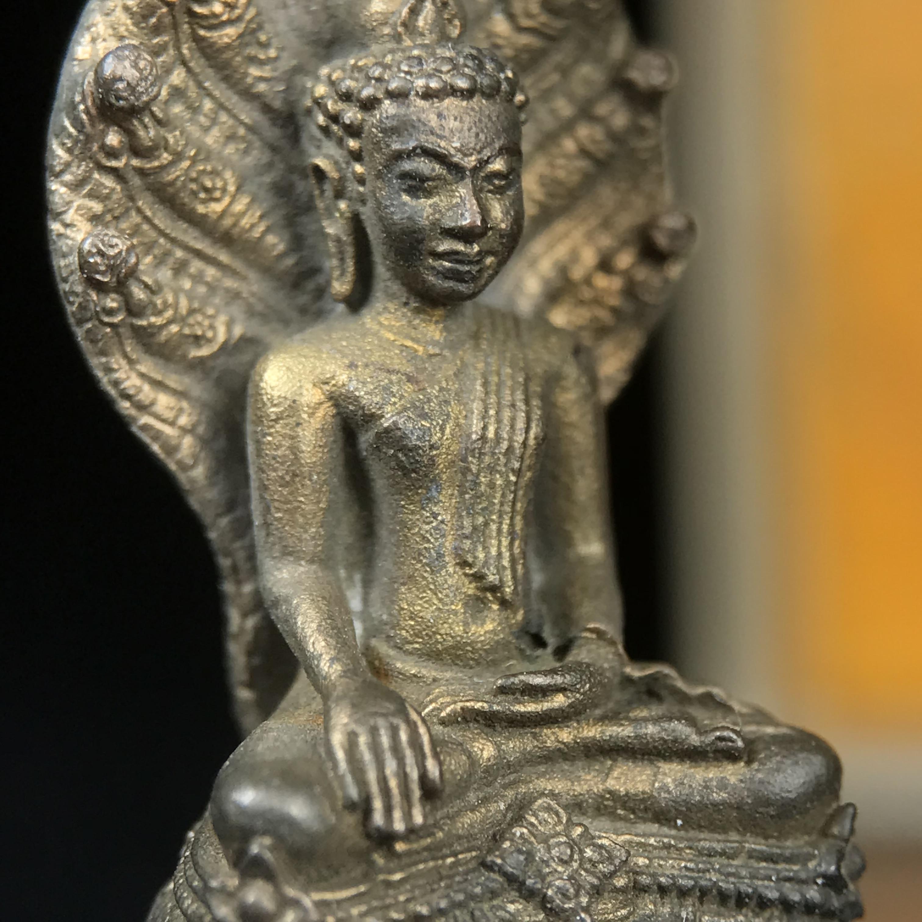 พระพุทธรูปนาคปรกปางมารวิชัย สธ. เนื่องวโรกาสสมเด็จพระเทพรัตนราชสุดาฯทรงเจริญพระชนมายุครบ 3รอบ ปี2534 พระกริ่งนวโลหะ พิธีพุทธาภิเษก ณ วัดบวรนิเวศวิหาร โดยมีสมเด็จพระญาณสังวรสมเด็จพระสังฆราชเป็นองค์ประธาน(พิธีใหญ่ มวลสารดี พุทธศิลป์งดงาม)อุดมวลสารผงจิตรลดา