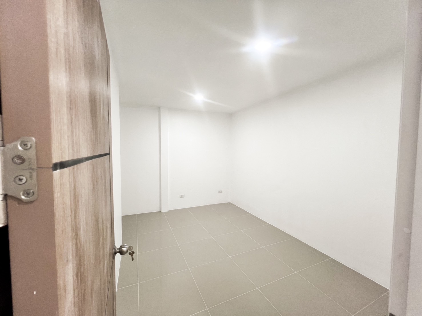 For Sales : Thalang, One-story townhouse near Robinson, 2 Bedrooms 2 Bathrooms