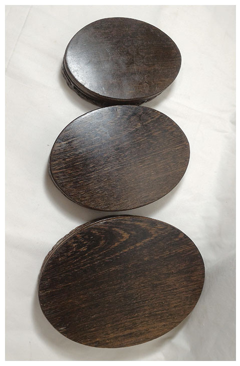 กี๋หรือฐานไม้สไตล์จีนขนาดเล็ก ทรงรี ลายค้างคาว เริ่มตัวละ