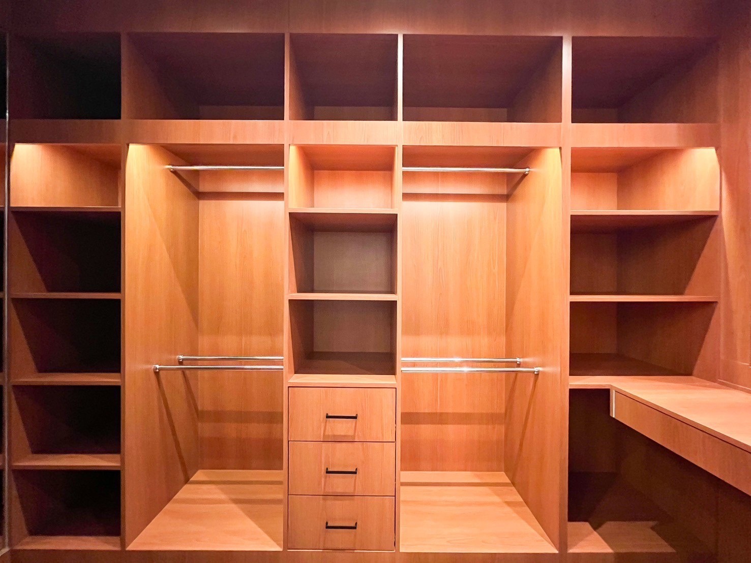 For Sale : Wichit, Saphanhin Pool Villa, 3 bedrooms 3 bathrooms