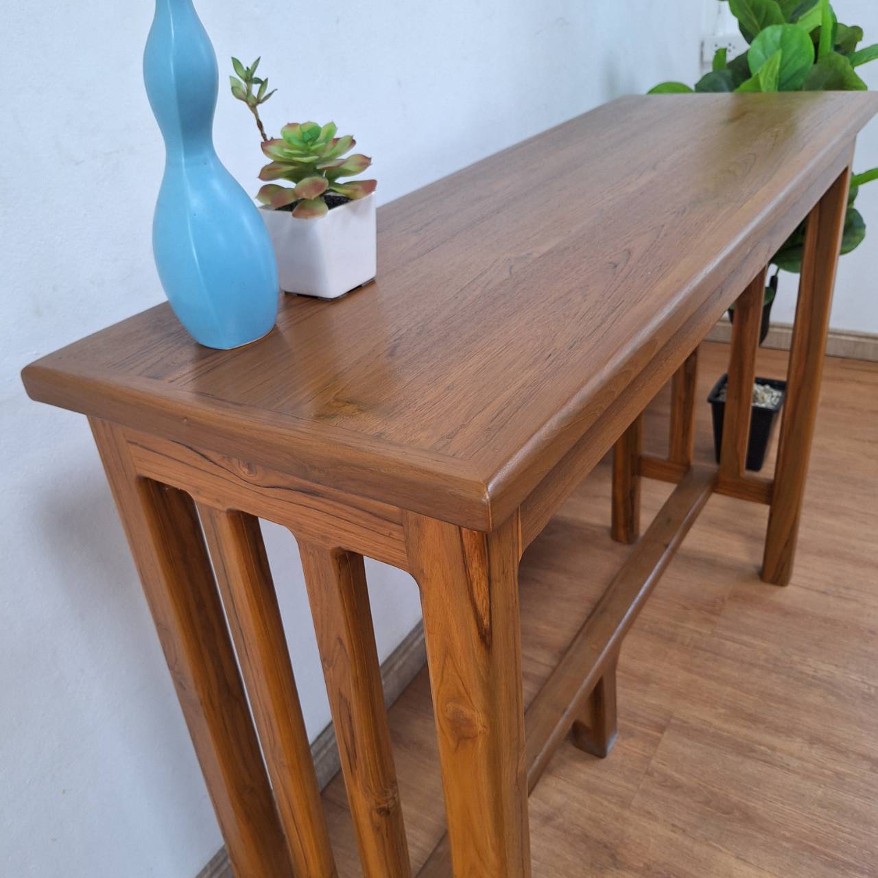 โต๊ะบาร์ เเละ เก้าอี้บาร์