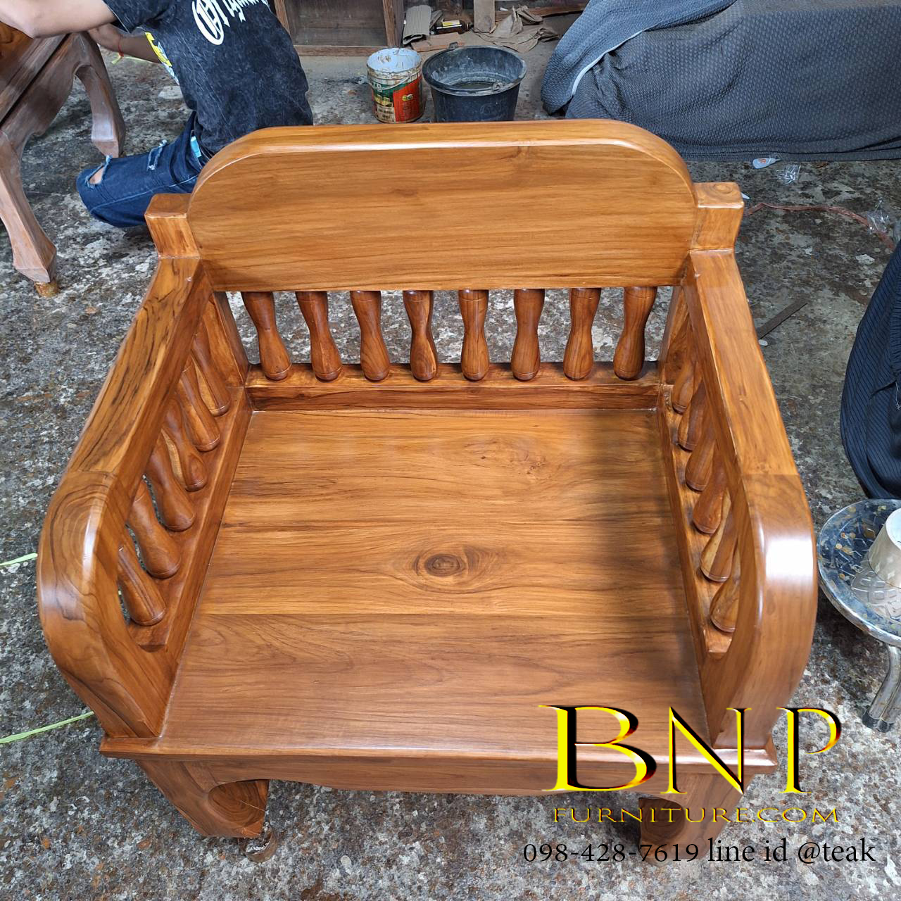 เก้าอี้ไม้สัก รุ่น โบลิ่ง