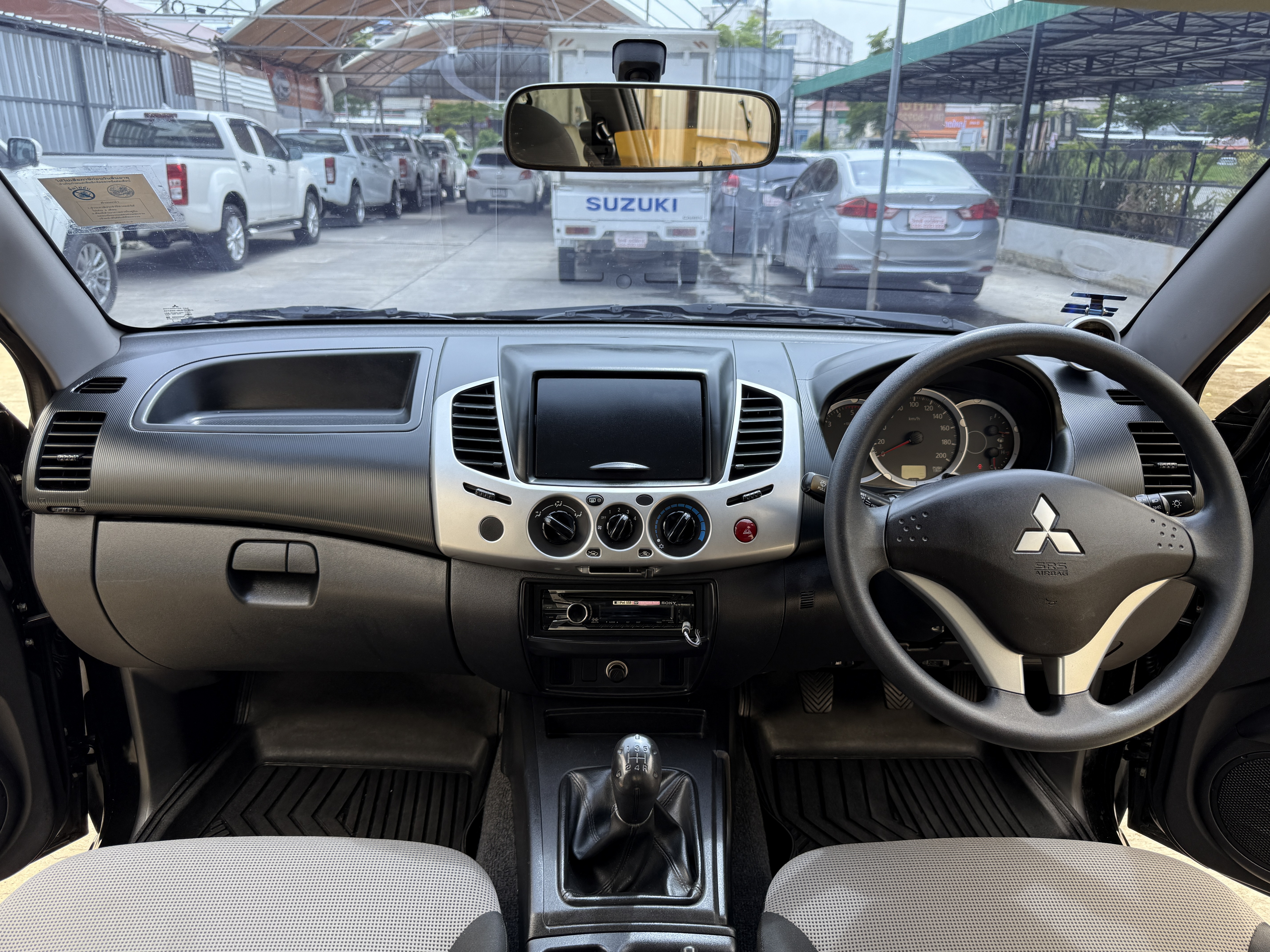 Mitsubishi Triton Cab 2.5 GLX 2015 ดำ