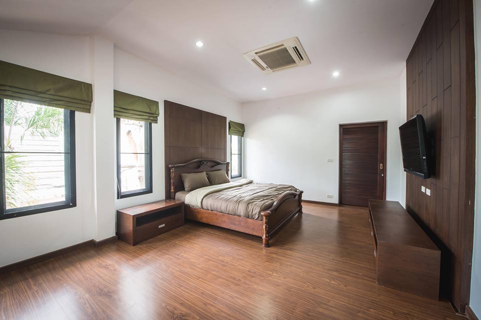 Phuket Chalong Beautifyl Private Pool Villa for Rent