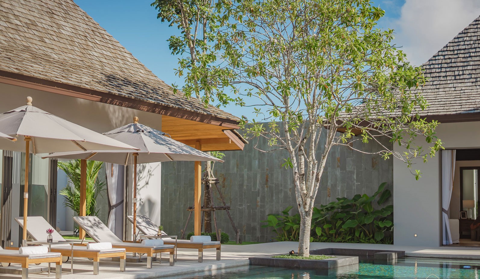 For Sale : Thalang Luxury Pool Villa, 3 bedrooms 3 Bathrooms