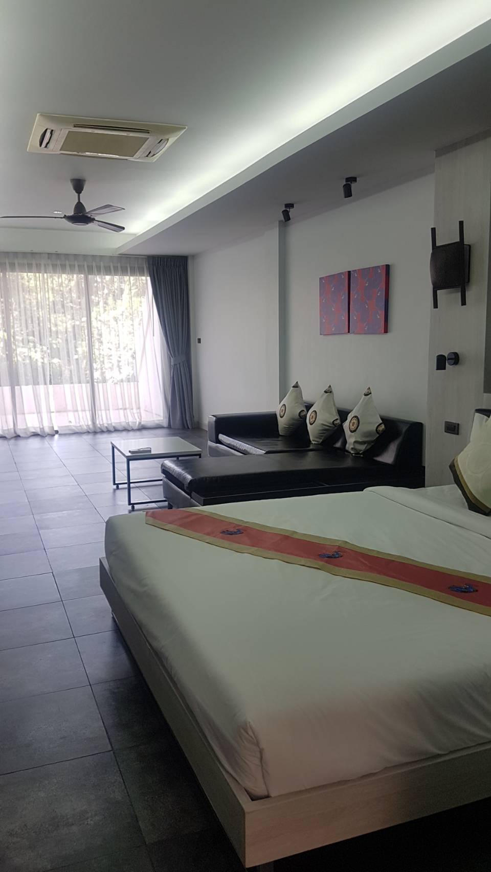 For Rent : Kathu Green place Condominium (1st floor)