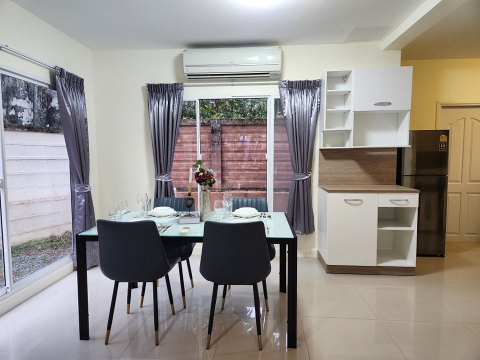 For Rent : Kathu, 2-story detached house, 3 bedrooms 2 Bathrooms