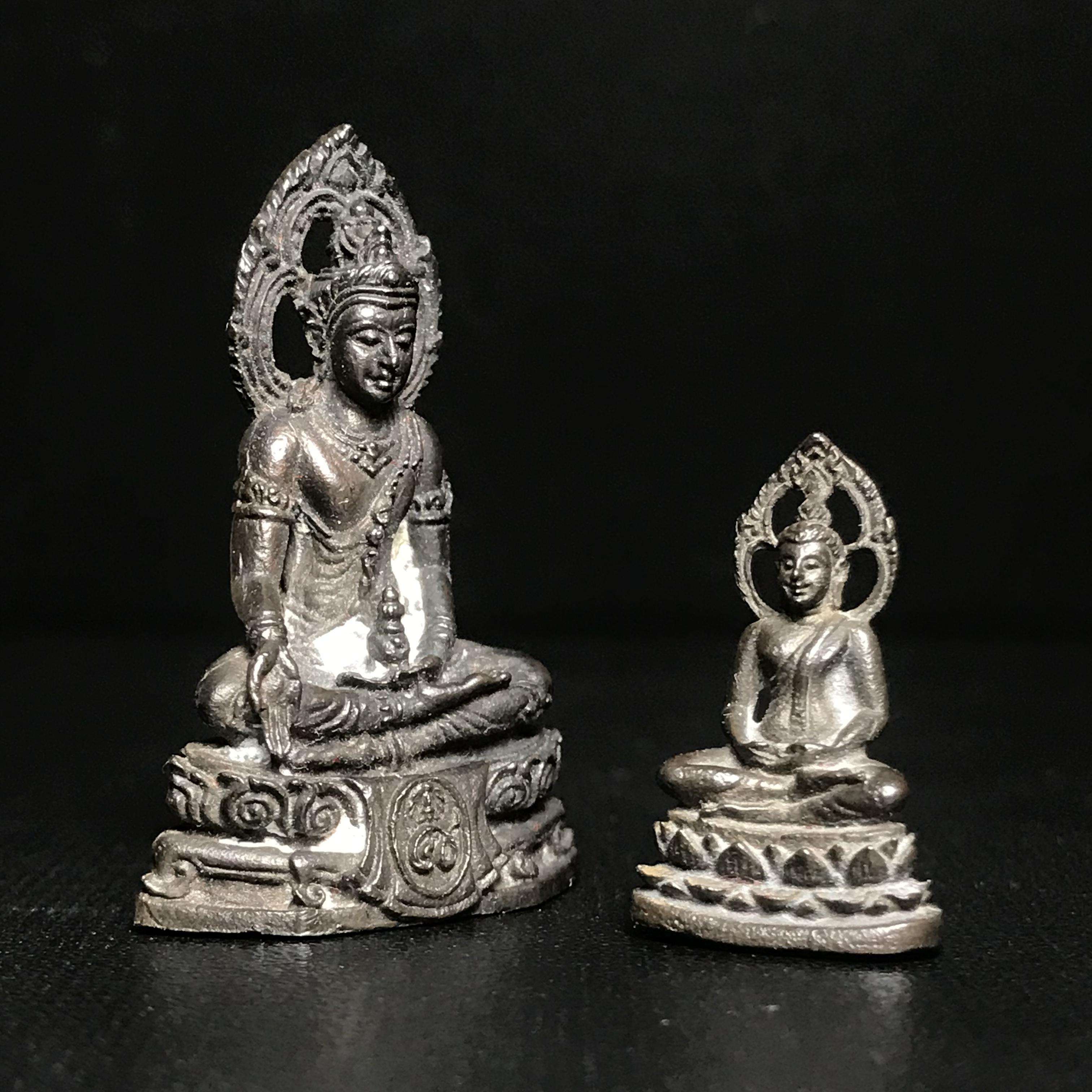 พระกริ่ง-พระชัยวัฒน์ "พุทธศิริราช 84 ปี" โรงพยาบาลศิริราช พ.ศ.2517 เนื้อนวโลหะ(ในหลวง ร.9 เสด็จเททอง)