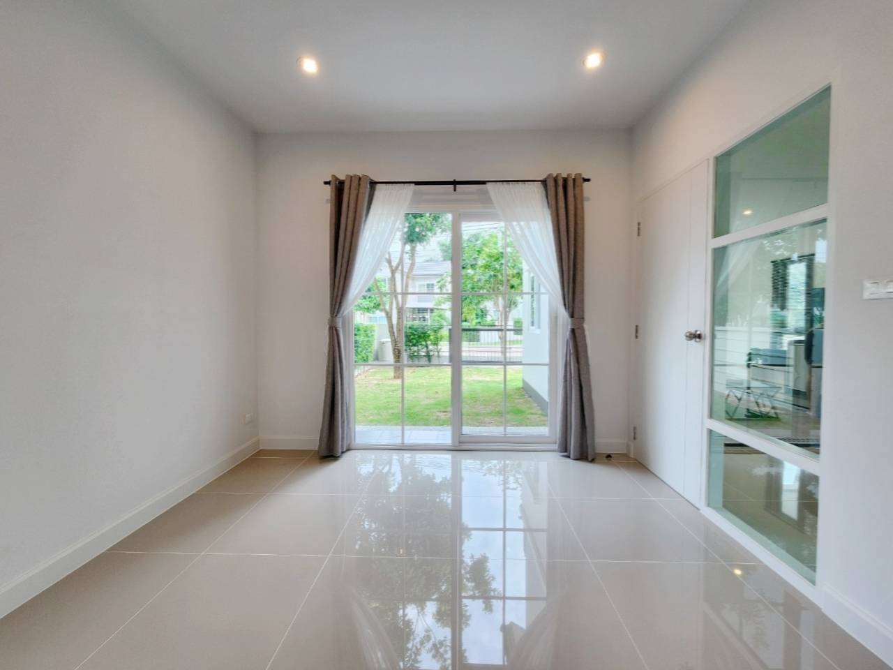 For Rent : Thalang Anasiri Paklok, 2-story detached house, 3 Bedrooms 3 Bathrooms
