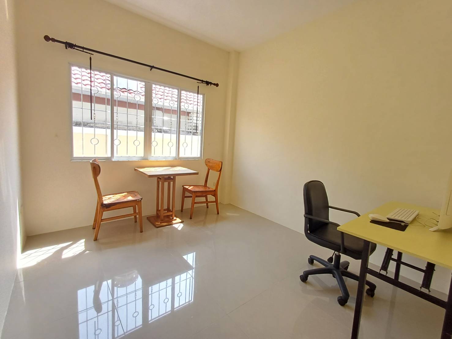 For Rent : Kathu, Single-storey detached house, 2 bedrooms 2 bathrooms