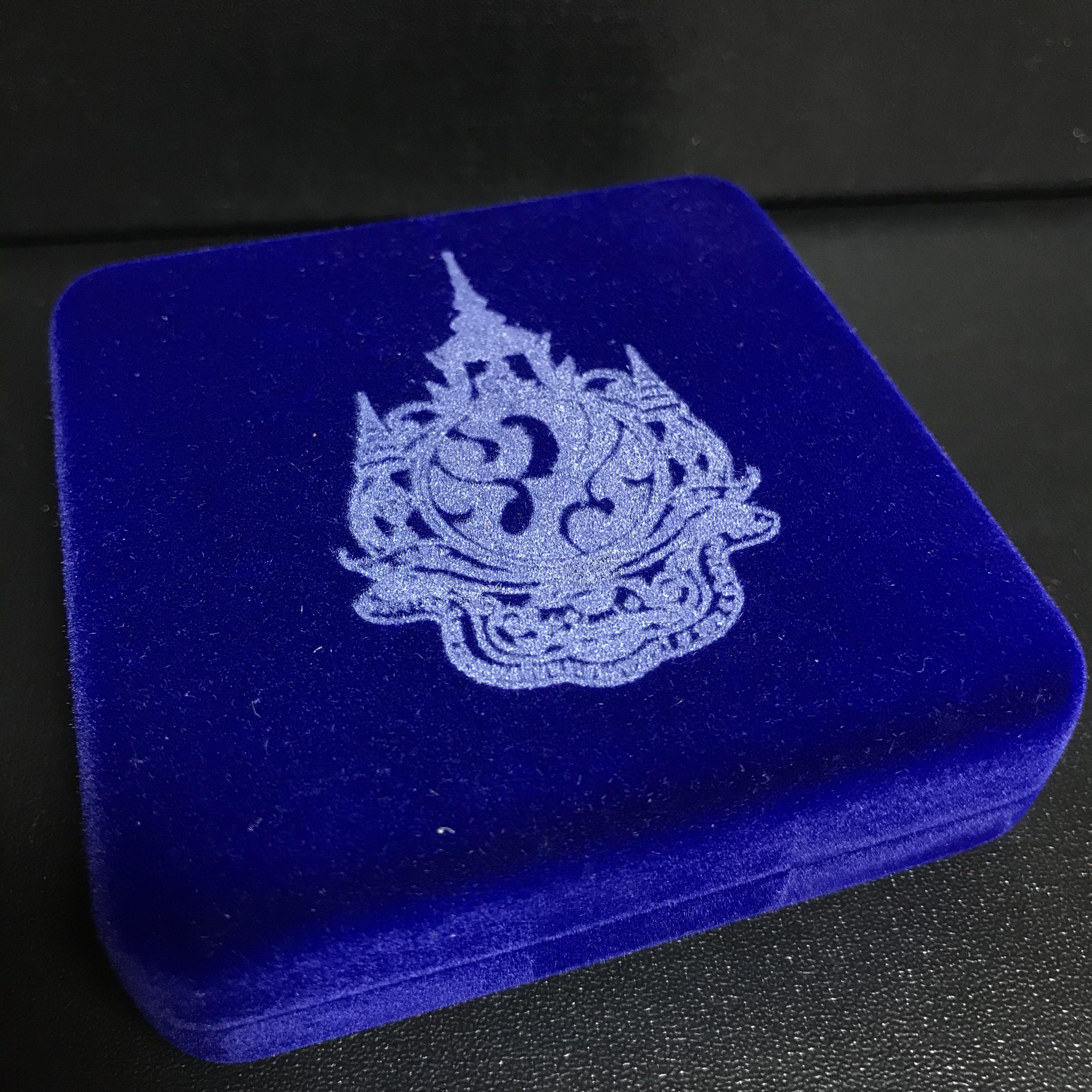 เหรียญพระพุทธเมตตาเสนานาถ ภปร. 84พรรษา ในหลวงรัชกาลที่9 เนื้อเงิน โดยพระบรมราชานุญาต กองทัพบกจัดสร้าง ปี2556