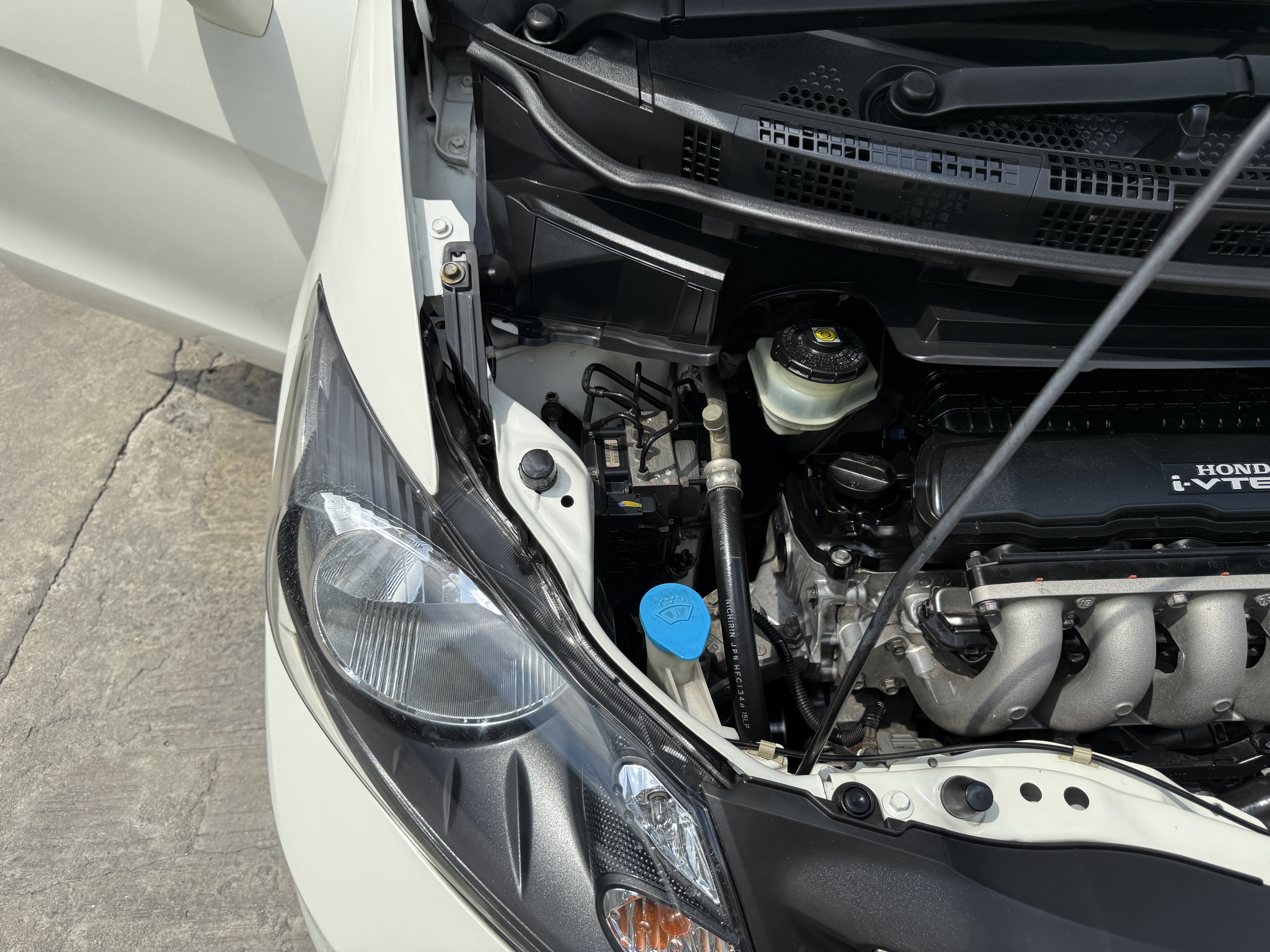 Honda Freed 1.5 E Limited At 2012 ขาวมุก