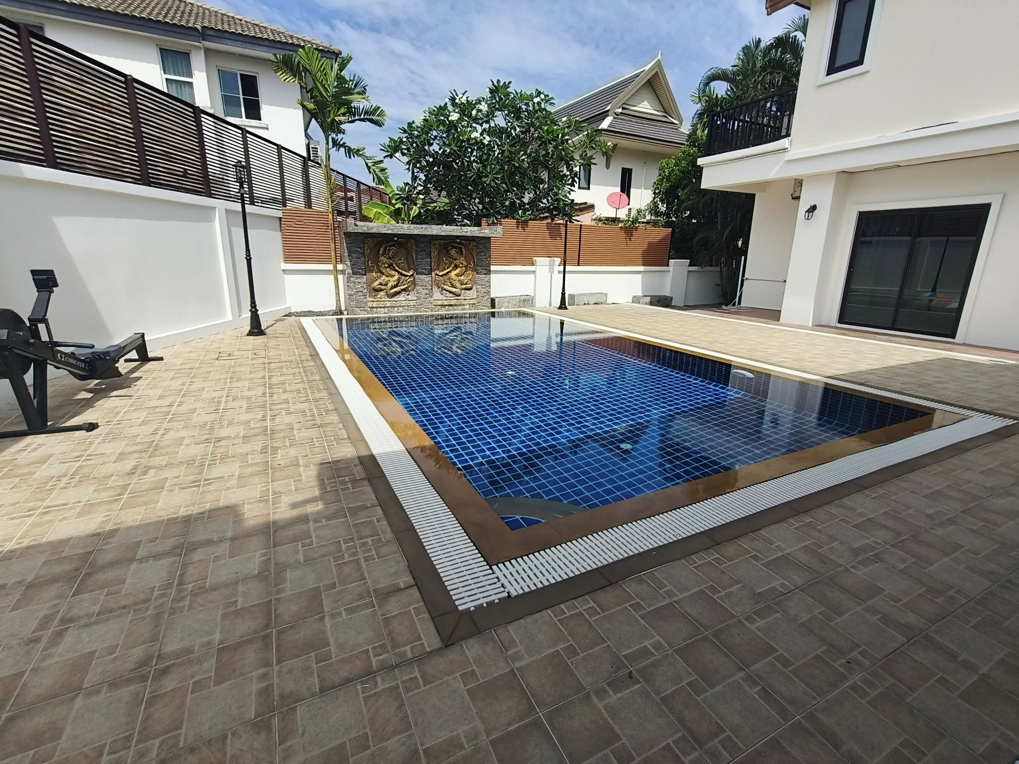 For Rent : Chalong, Private Pool Villa, 3 bedrooms 5 bathrooms
